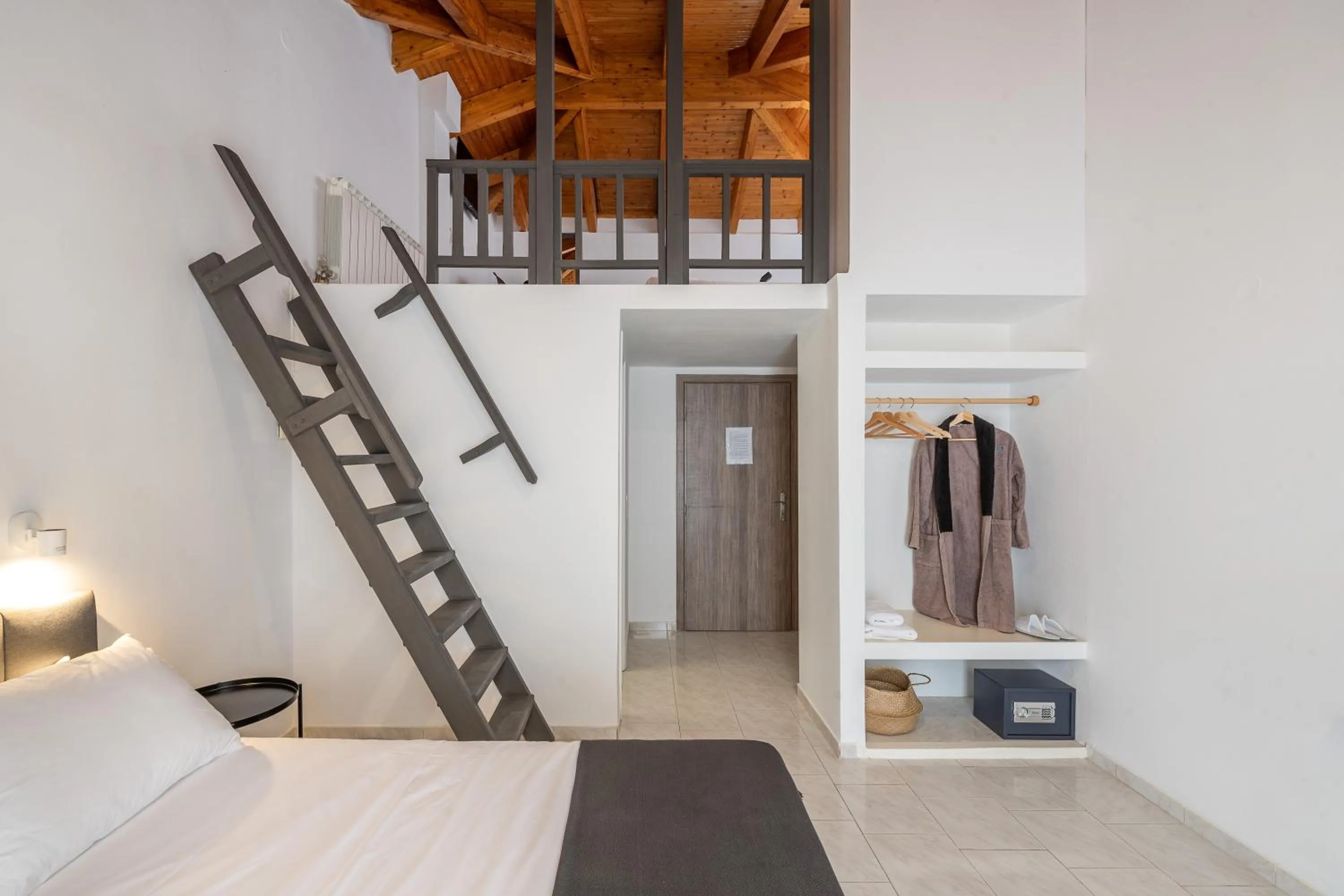 Photo of the whole room in Costa Azzurra Hotel