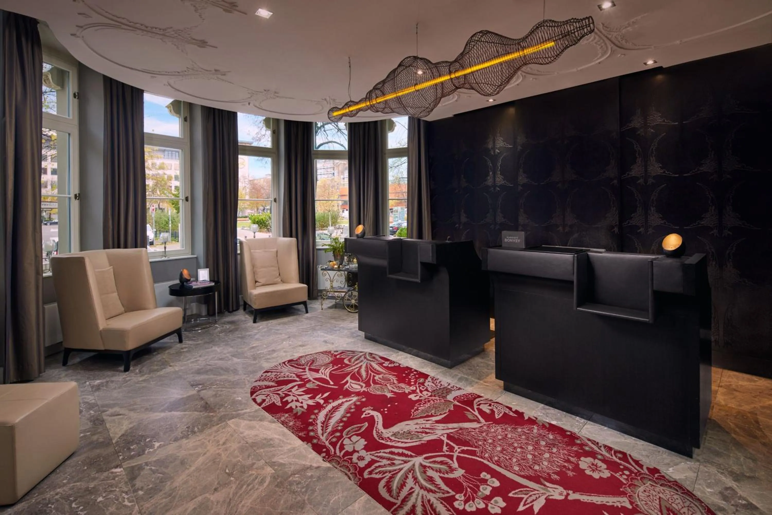 Lobby or reception in Roomers Berlin Steinplatz, Autograph Collection