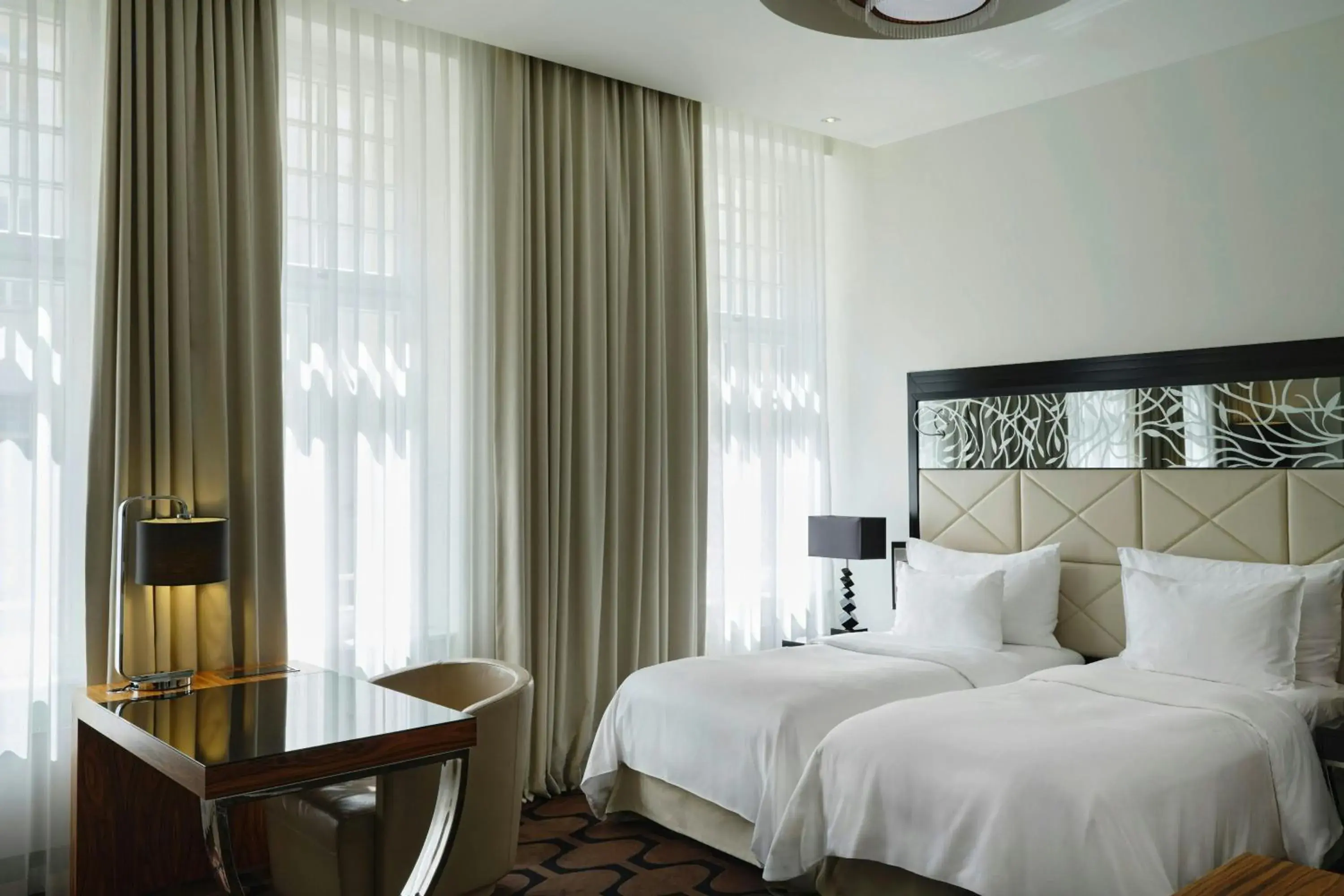 Deluxe Room, 2 Twin in Roomers Berlin Steinplatz, Autograph Collection Deluxe Room, 2 Twin in Roomers Berlin Steinplatz, Autograph Collection