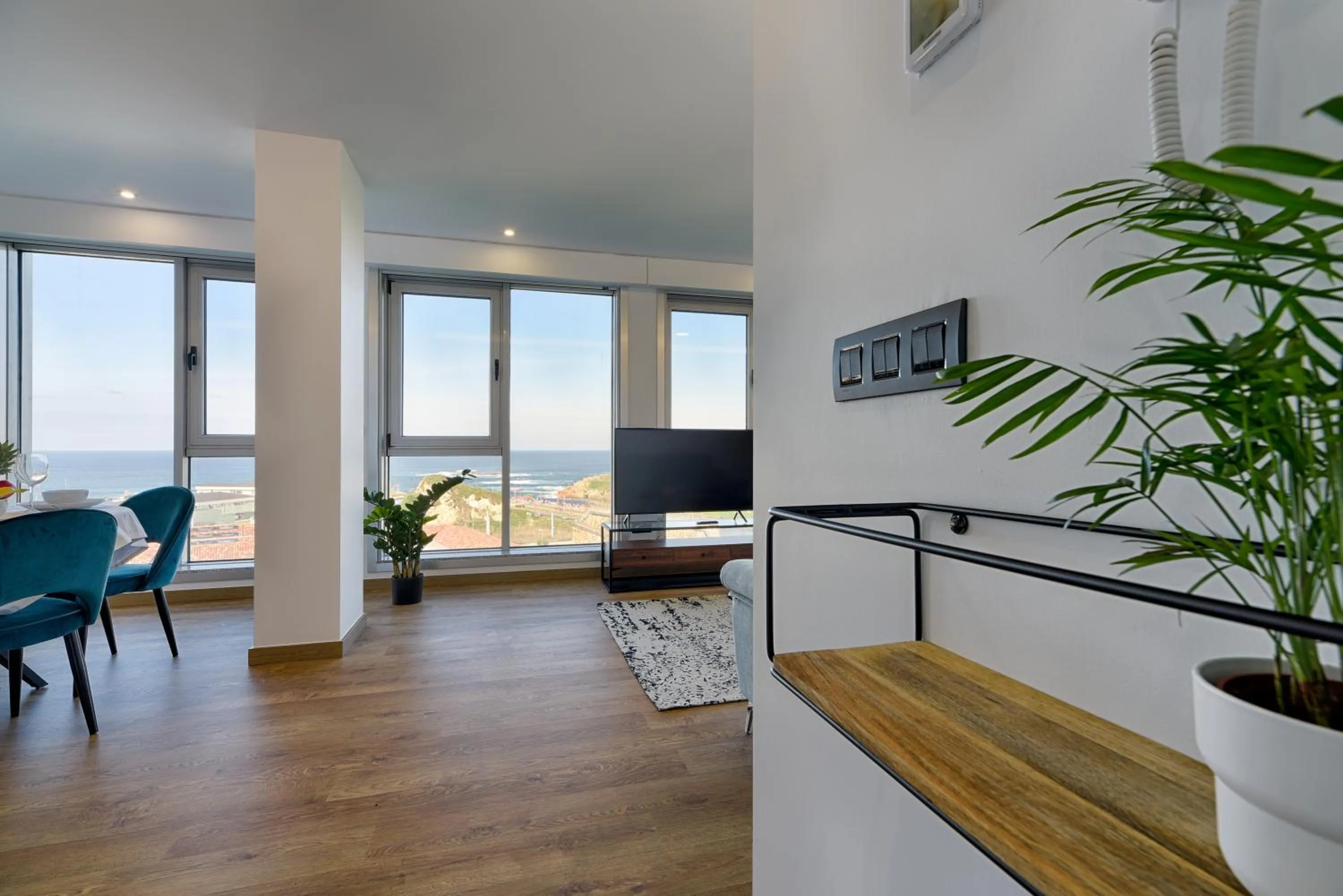 TV and multimedia in TH Apartments by Como en Casa