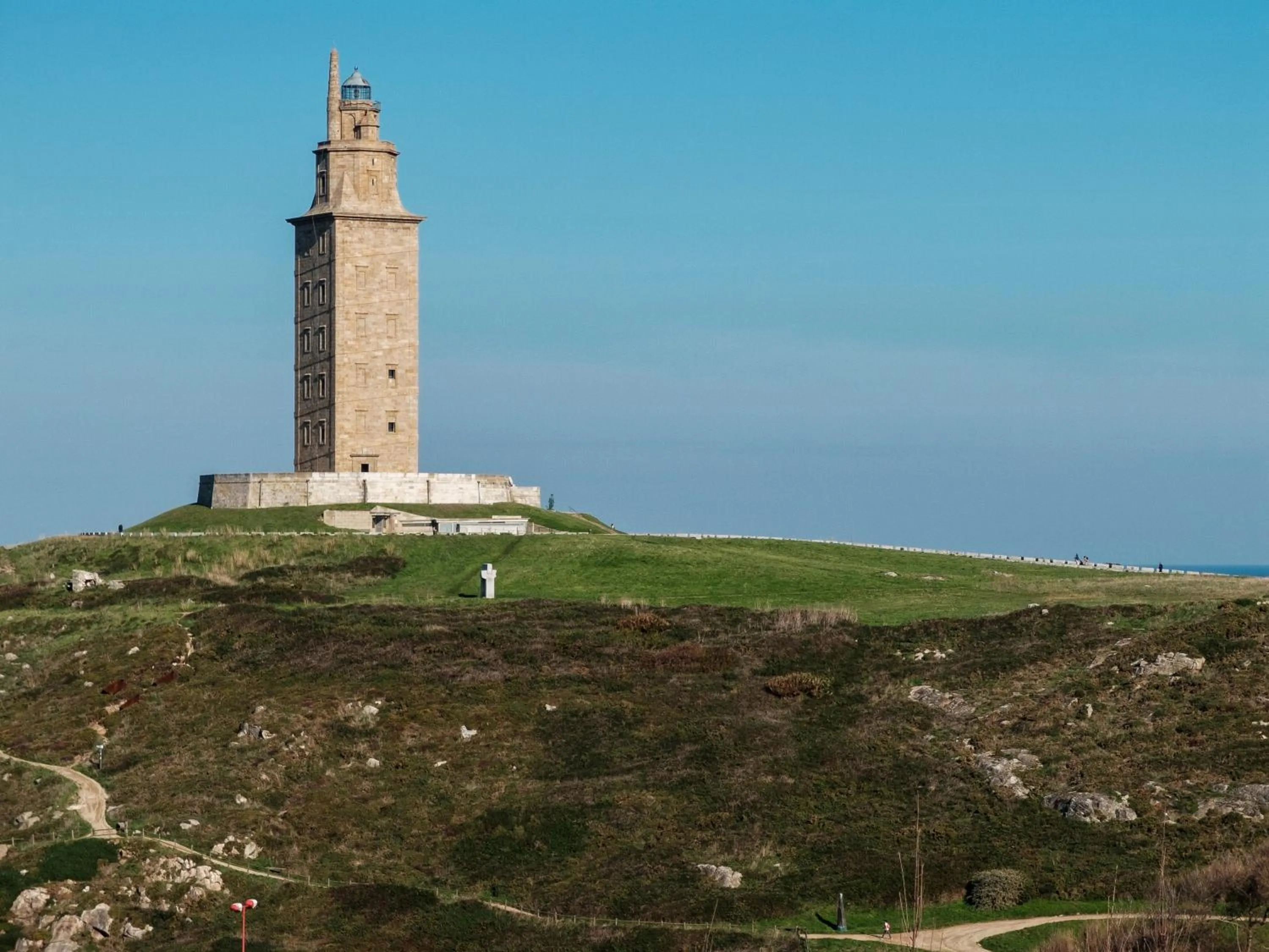 Nearby landmark in TH Apartments by Como en Casa