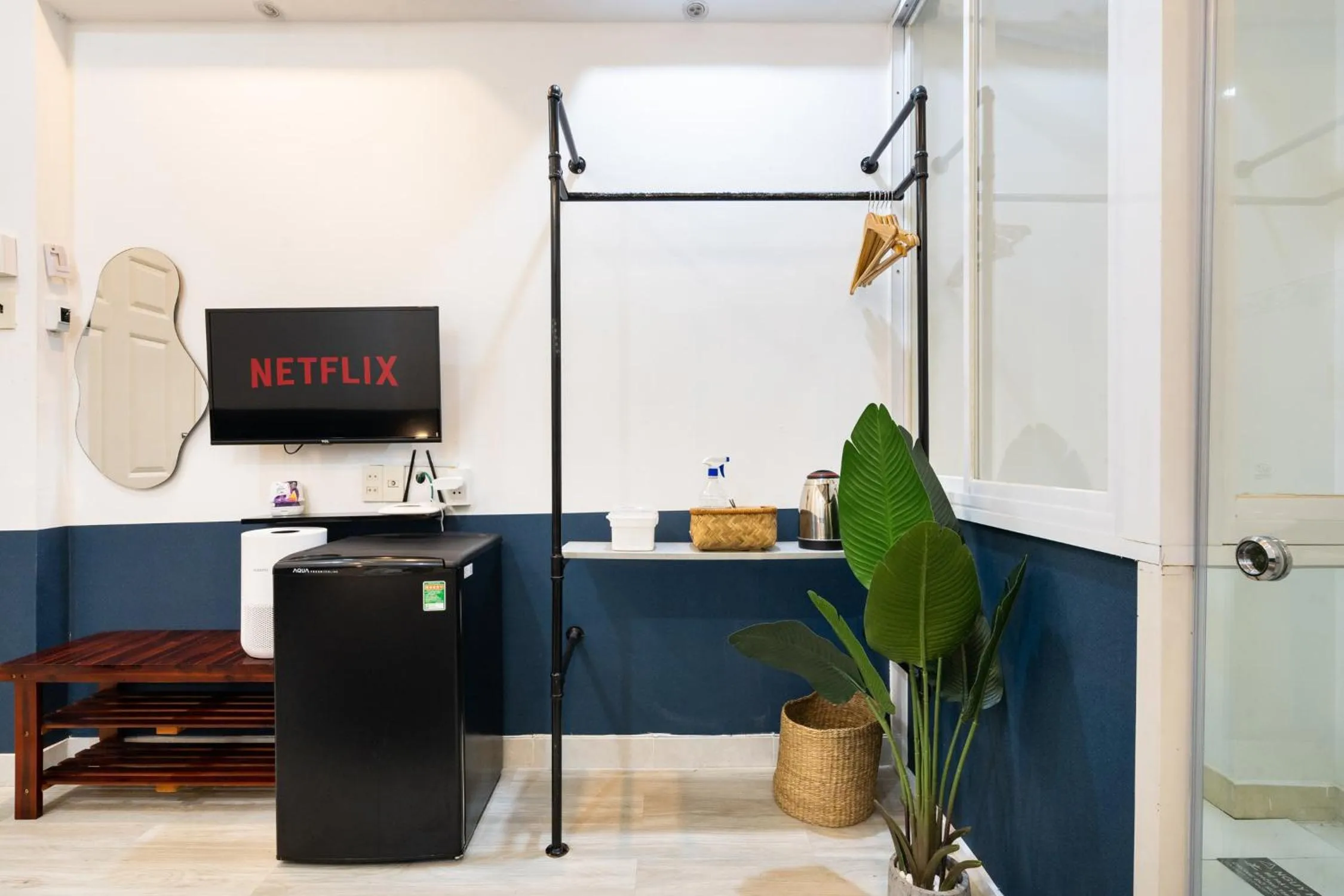 TV and multimedia in Friday Saigon Centre Homestay