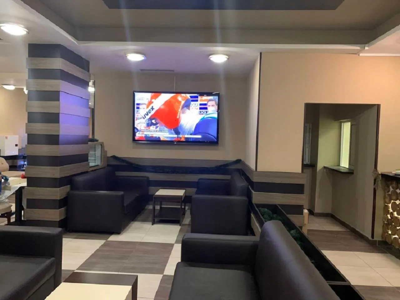 Lobby or reception in Borovets Green Hotel