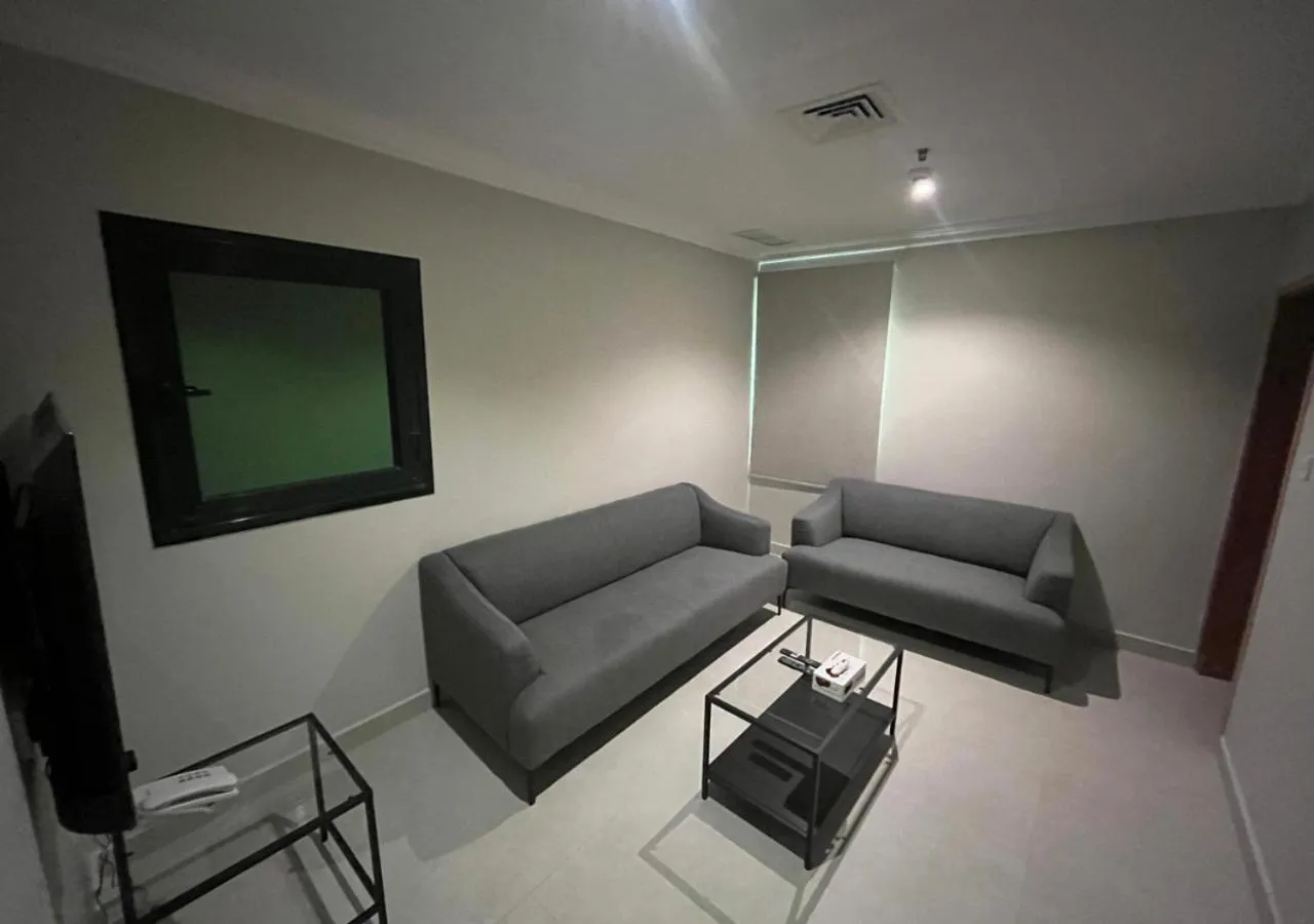 Living room in Times Square Suite Hotel