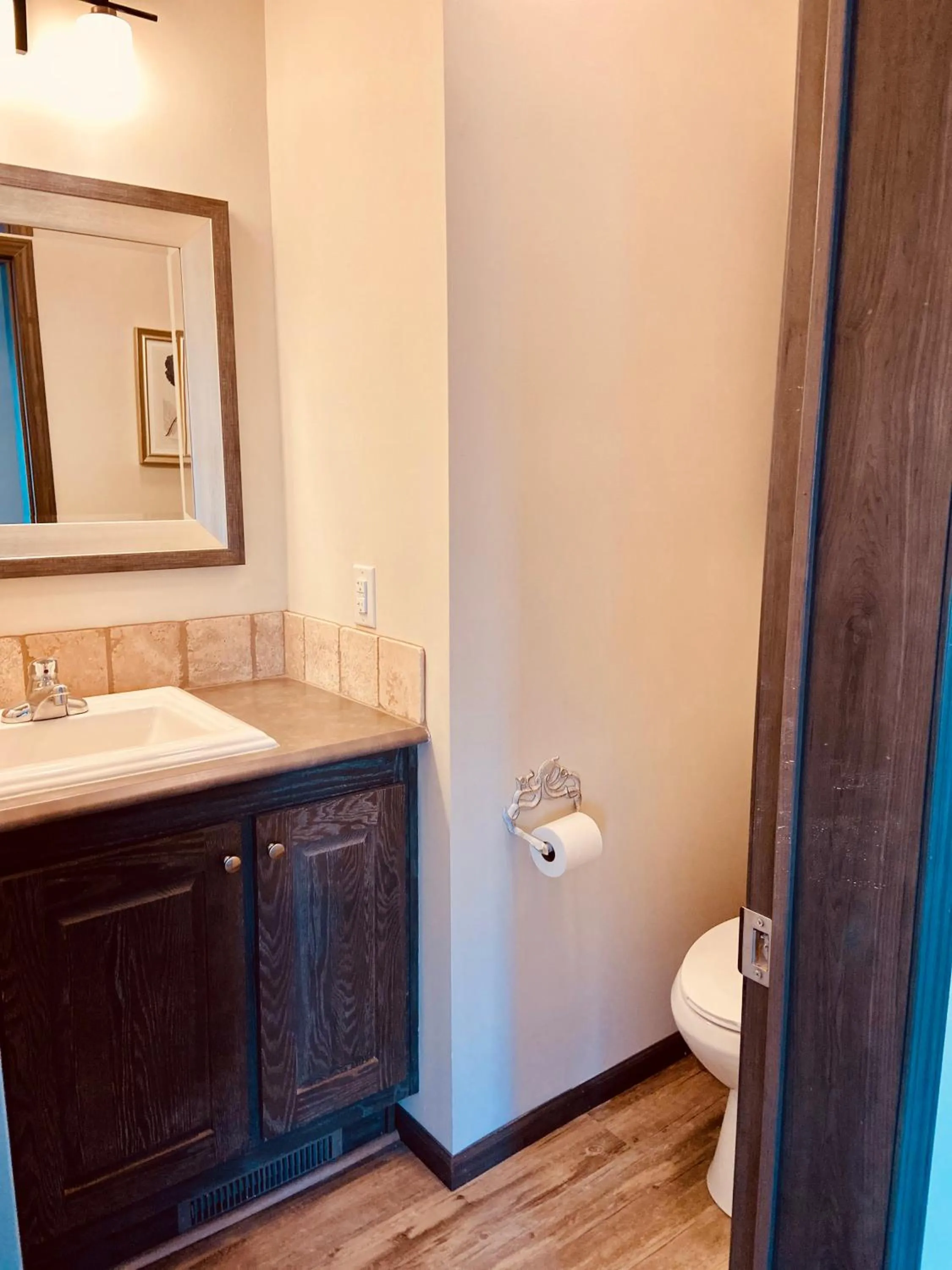 Bathroom in Swan Lake Resort