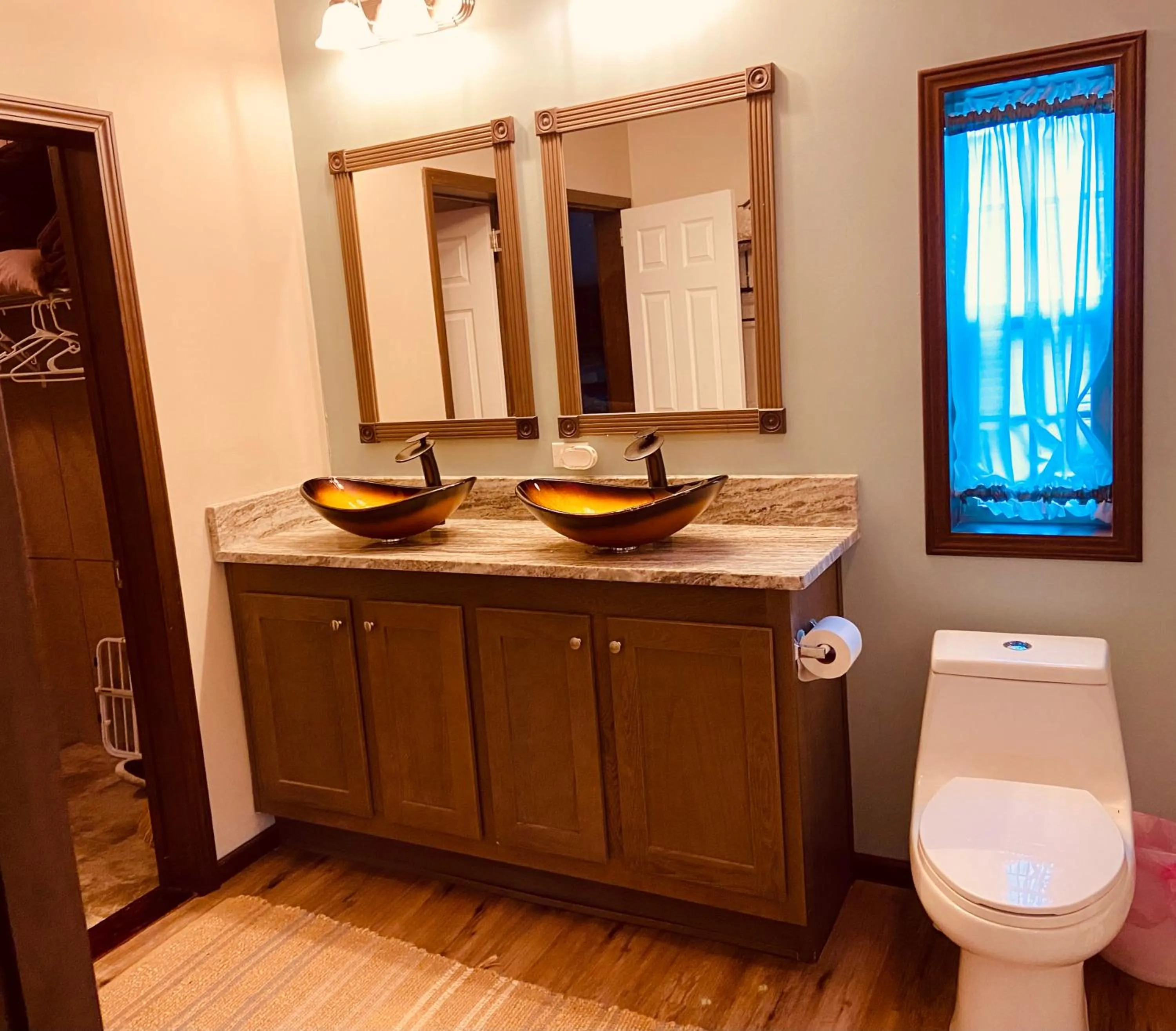 Bathroom in Swan Lake Resort