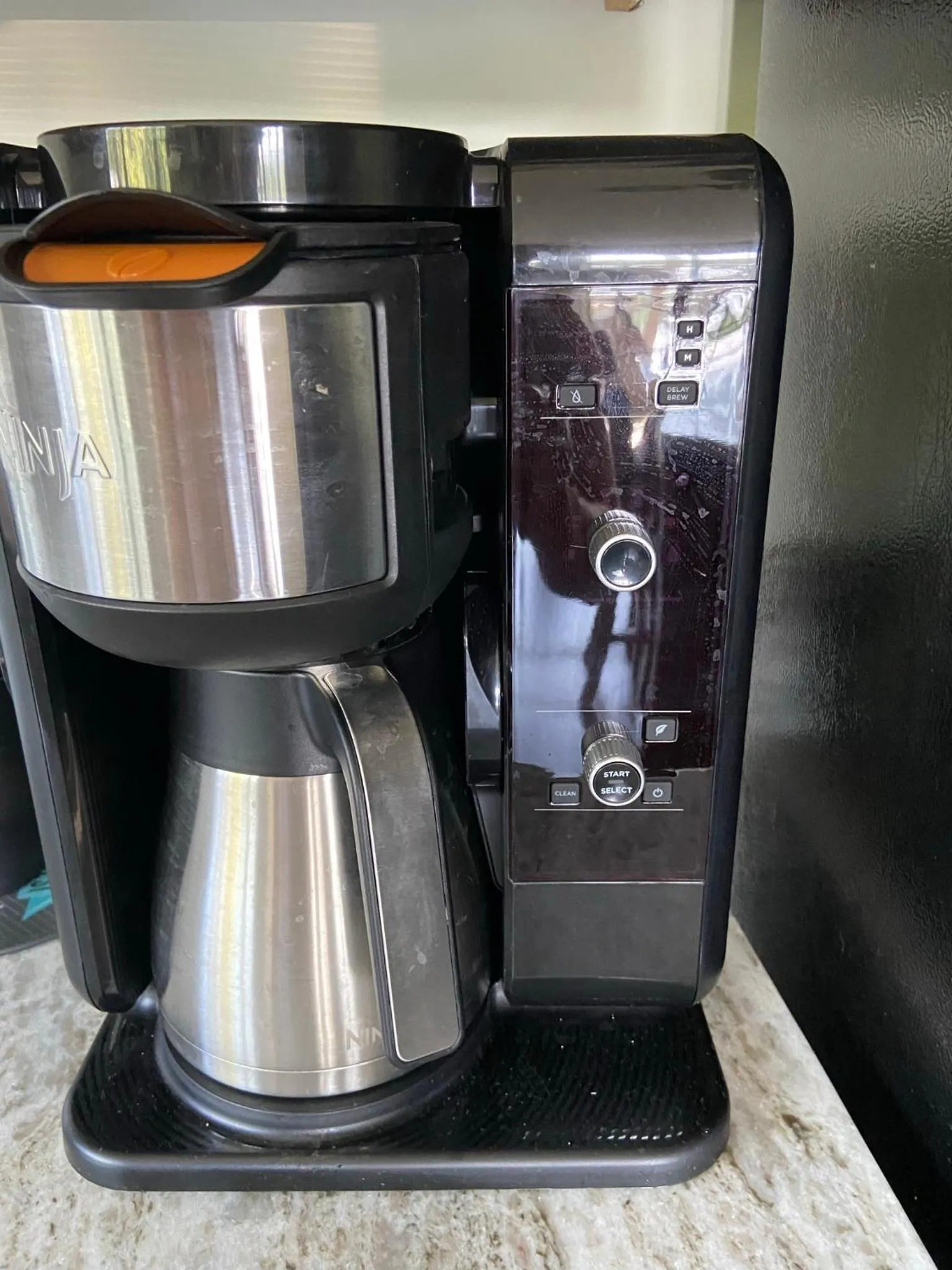 Coffee/tea facilities in Swan Lake Resort
