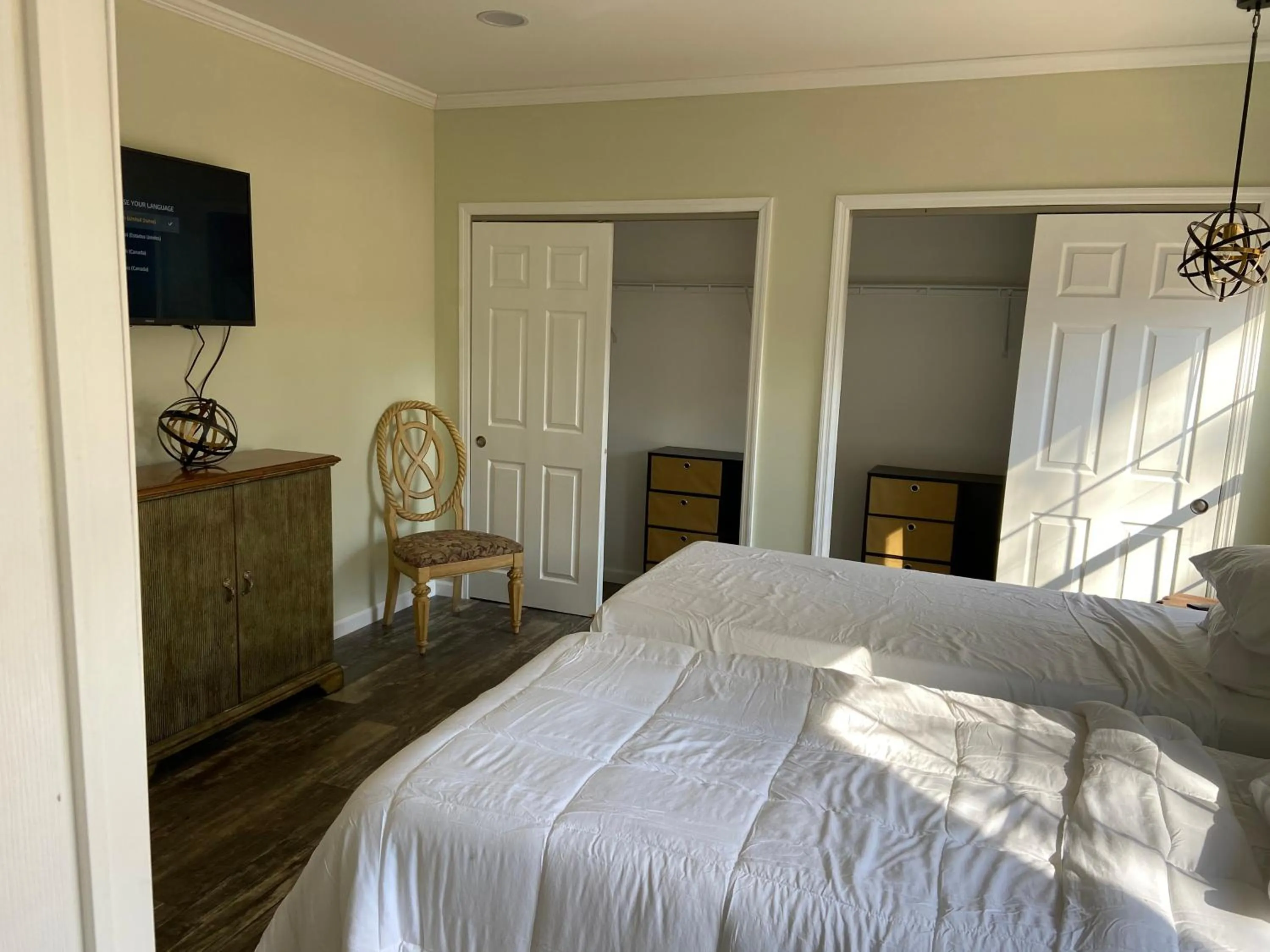 Bed in Swan Lake Resort