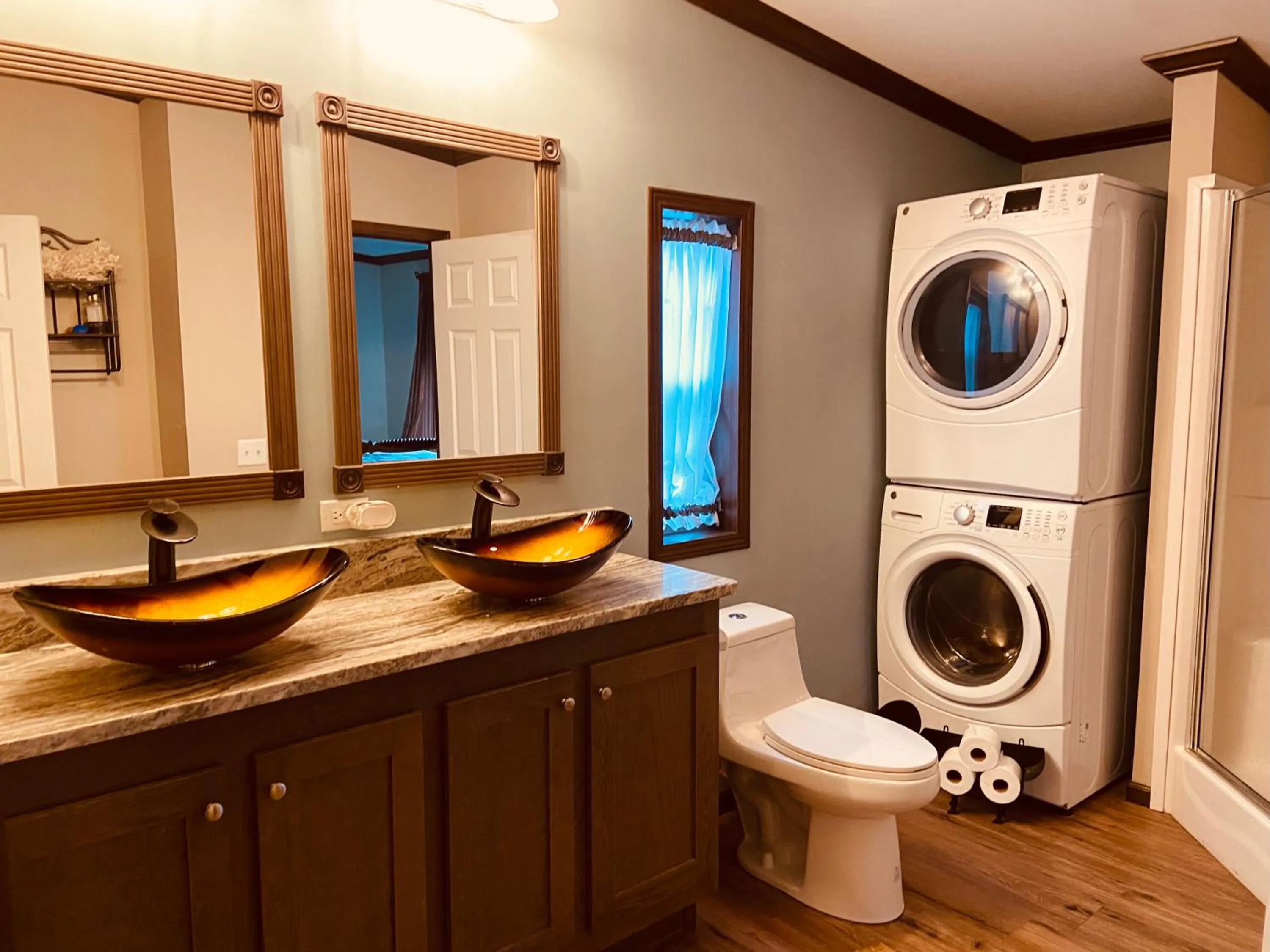 Bathroom in Swan Lake Resort