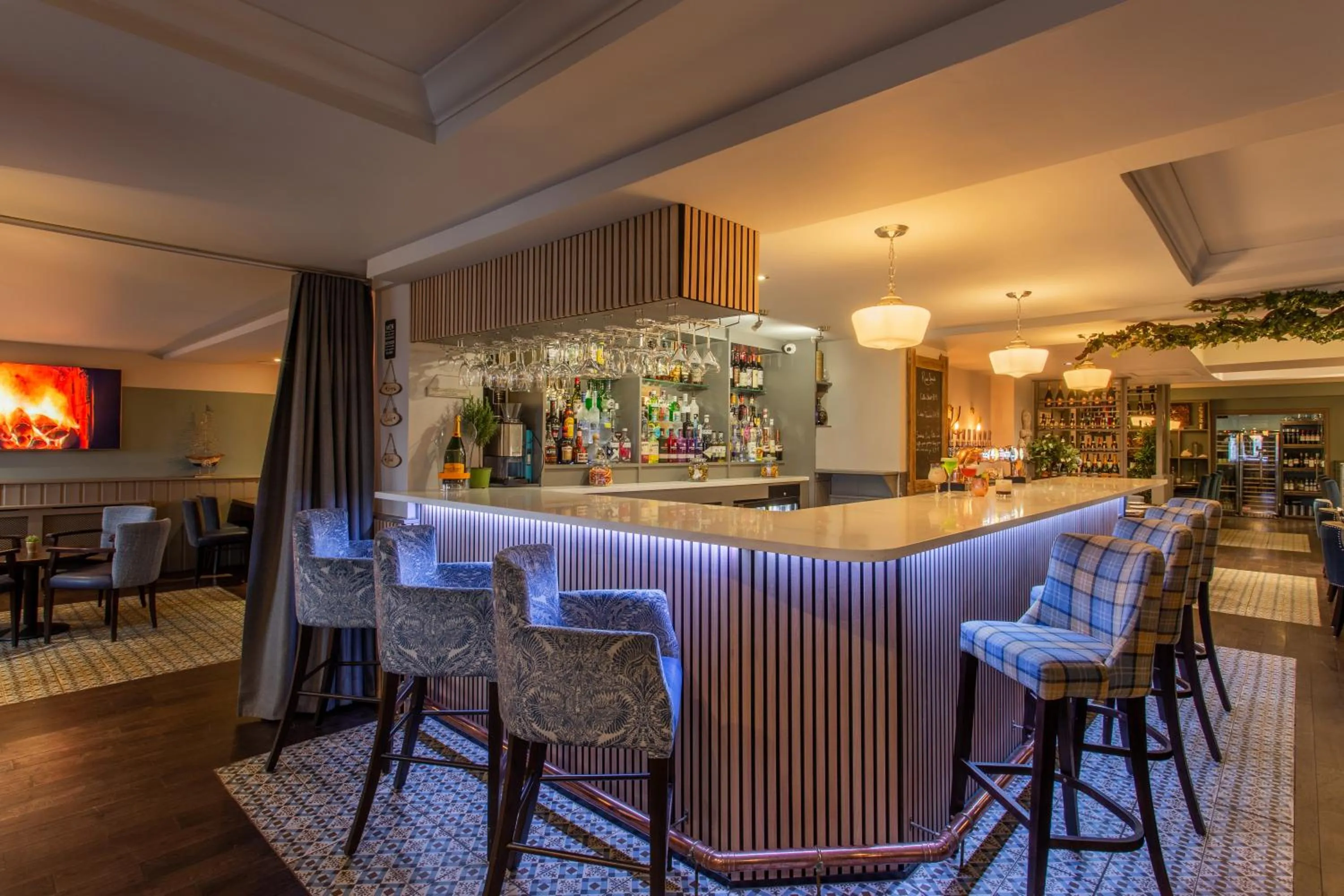 Restaurant/places to eat in Riva Boutique Hotel