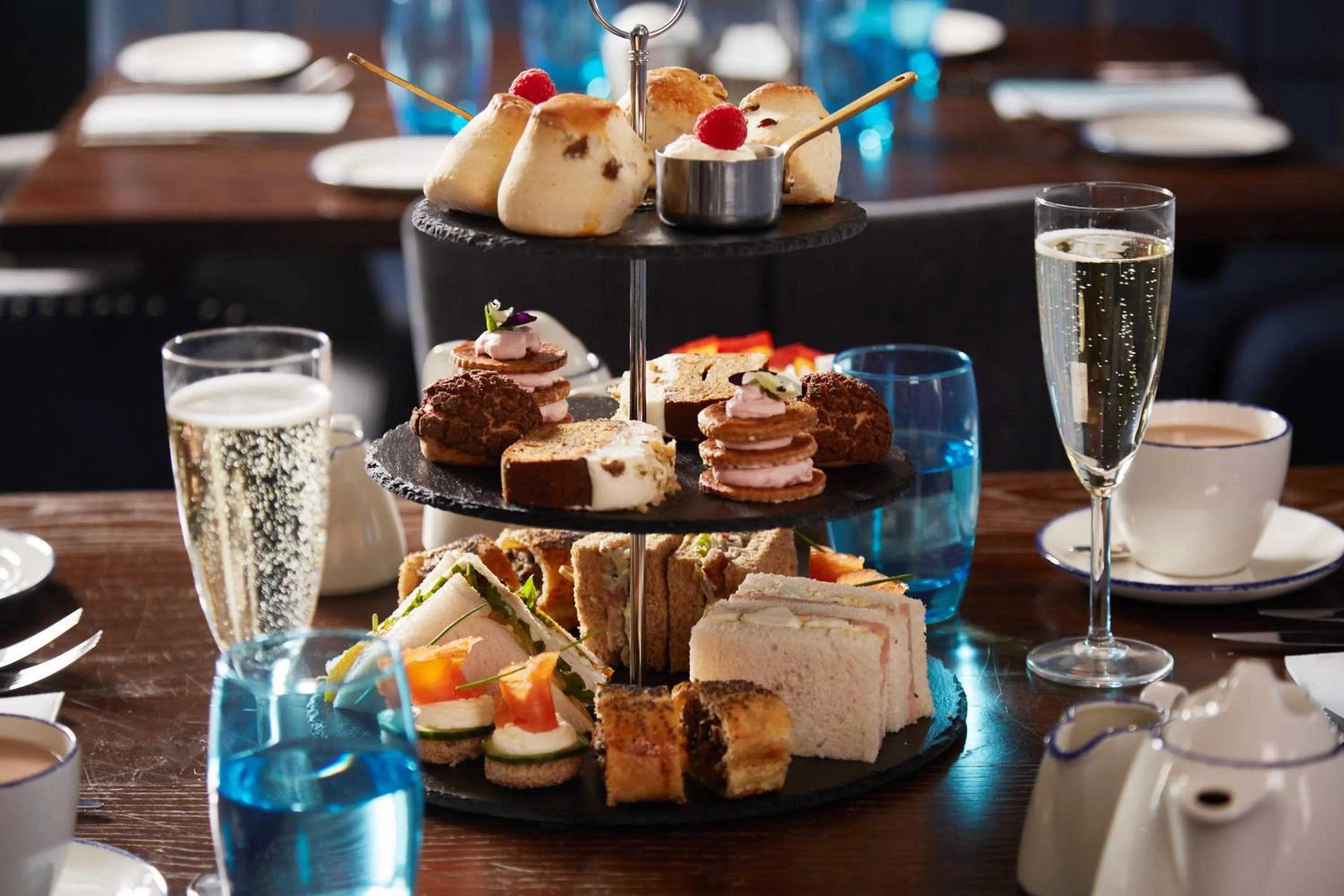 Food and drinks in Riva Boutique Hotel