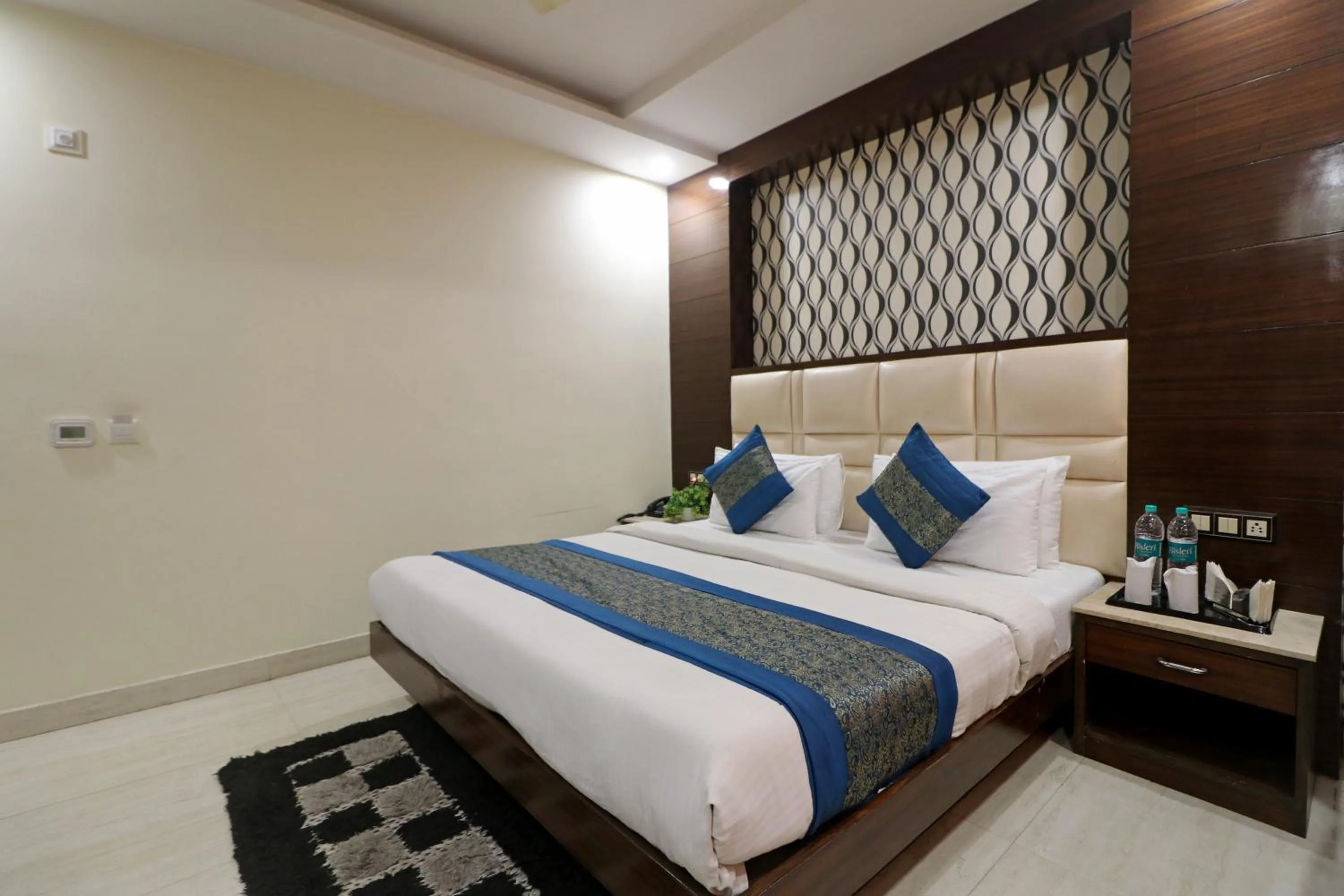 Bed in Hotel Mannat international by Mannat