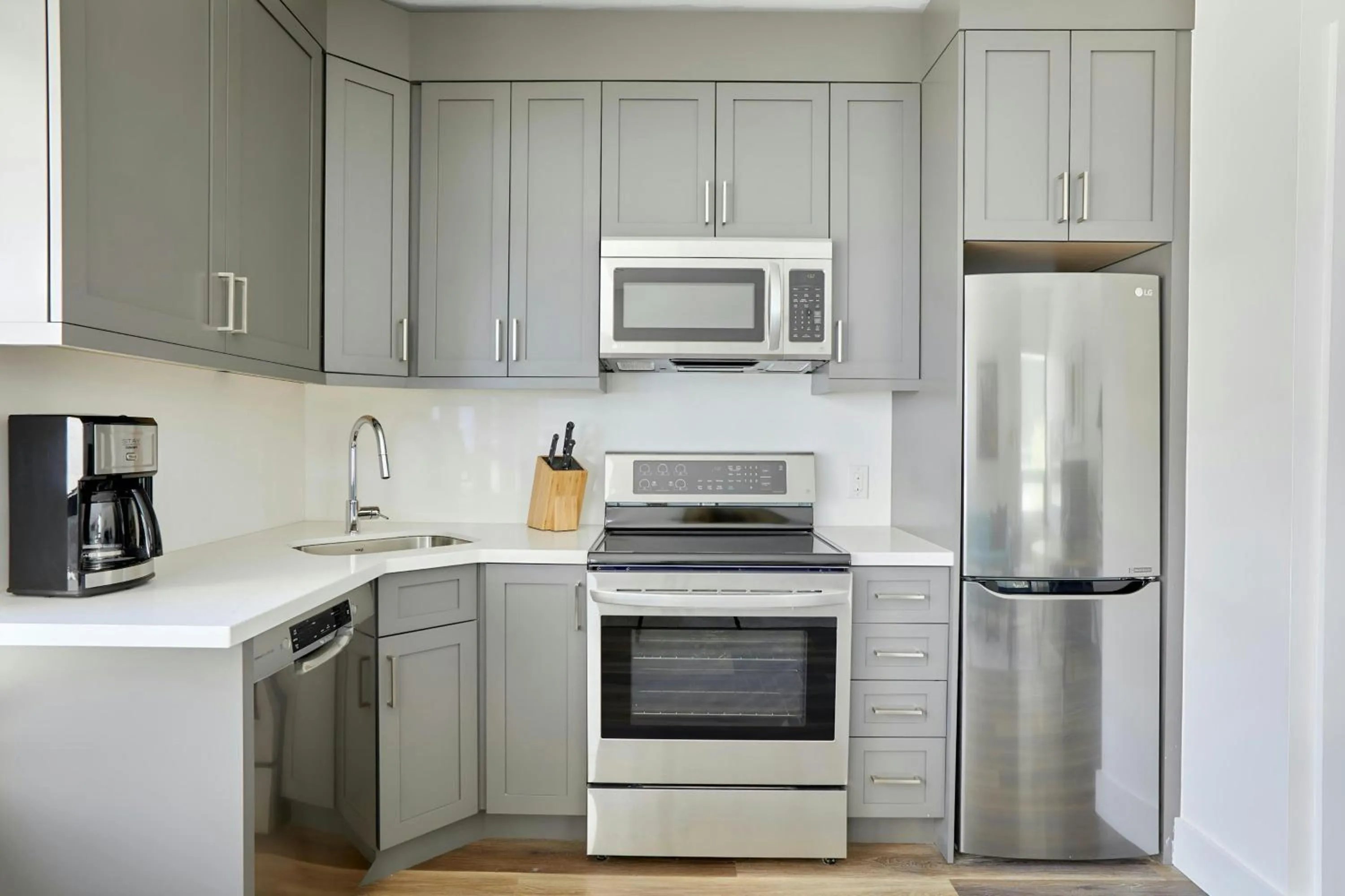Kitchen or kitchenette in Sonder by Marriott Bonvoy The Elm Apartments Downtown