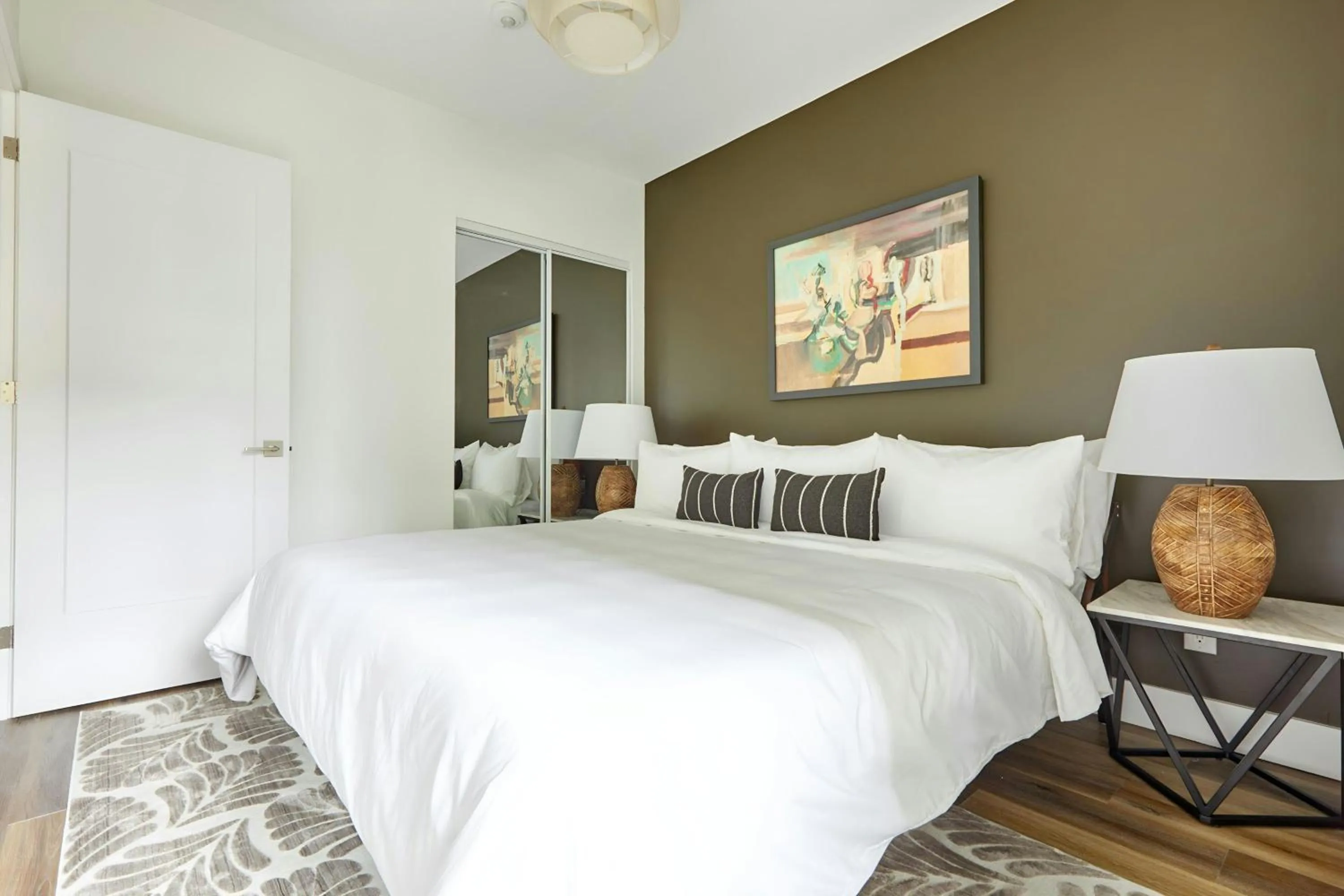 Bedroom, Bed in Sonder by Marriott Bonvoy The Elm Apartments Downtown