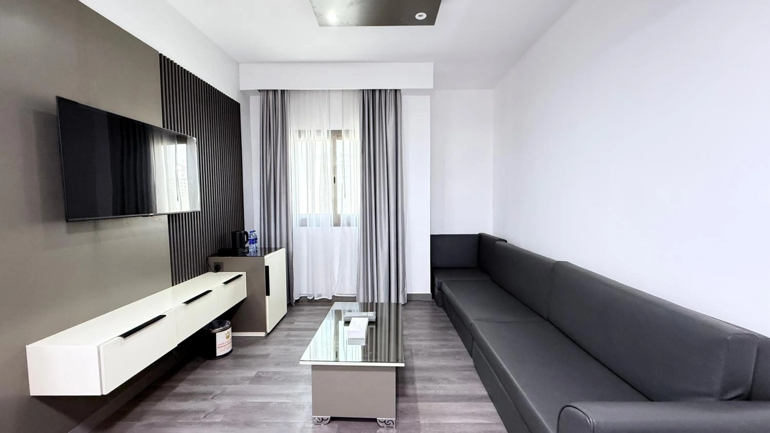 TV and multimedia in Palette Sharjah Aparthotel formerly Royal Tulip