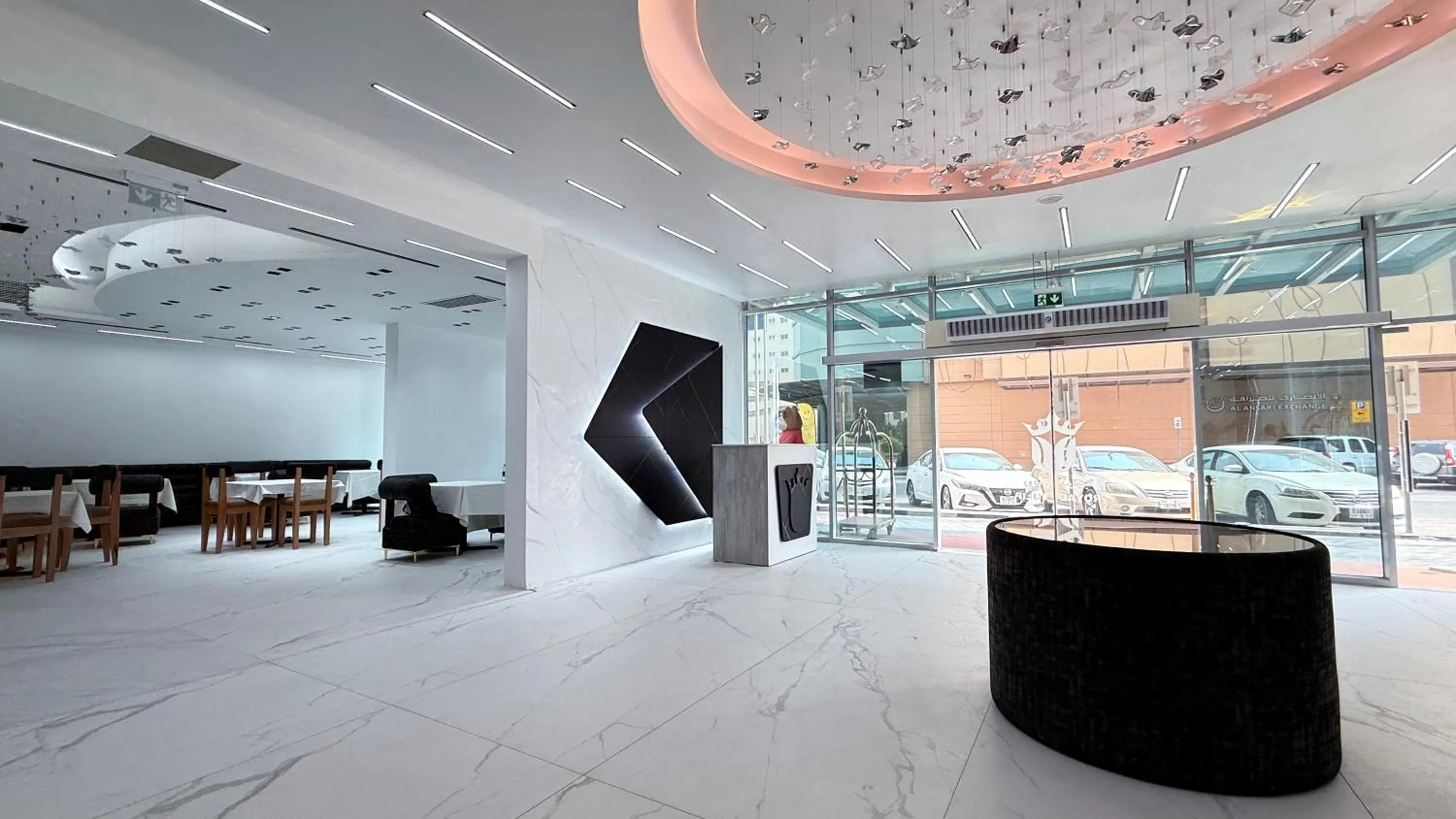 Lobby or reception in Palette Sharjah Aparthotel formerly Royal Tulip