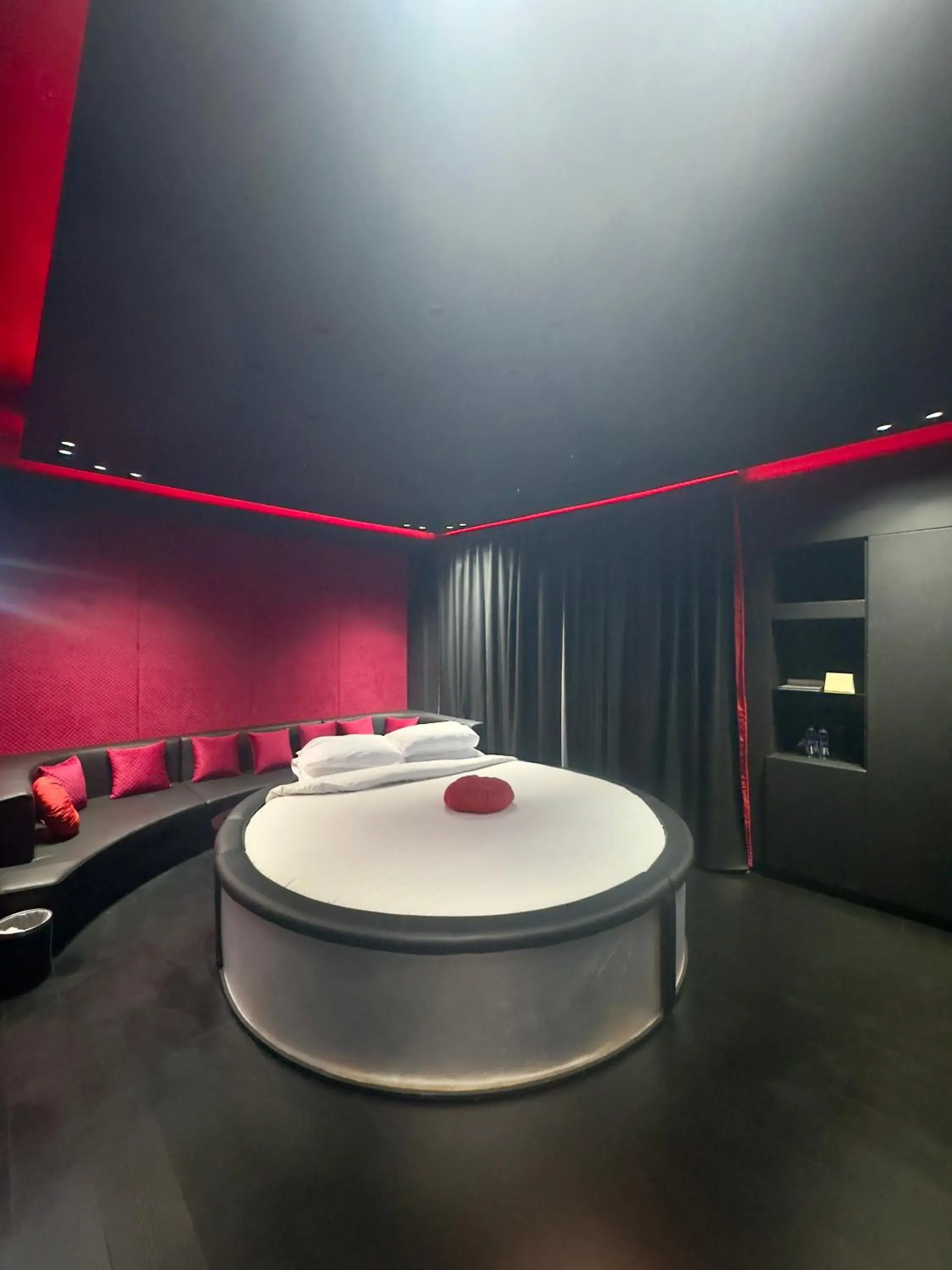 Sunday Sharjah Aparthotel formerly Royal Tulip Sunday Sharjah Aparthotel formerly Royal Tulip