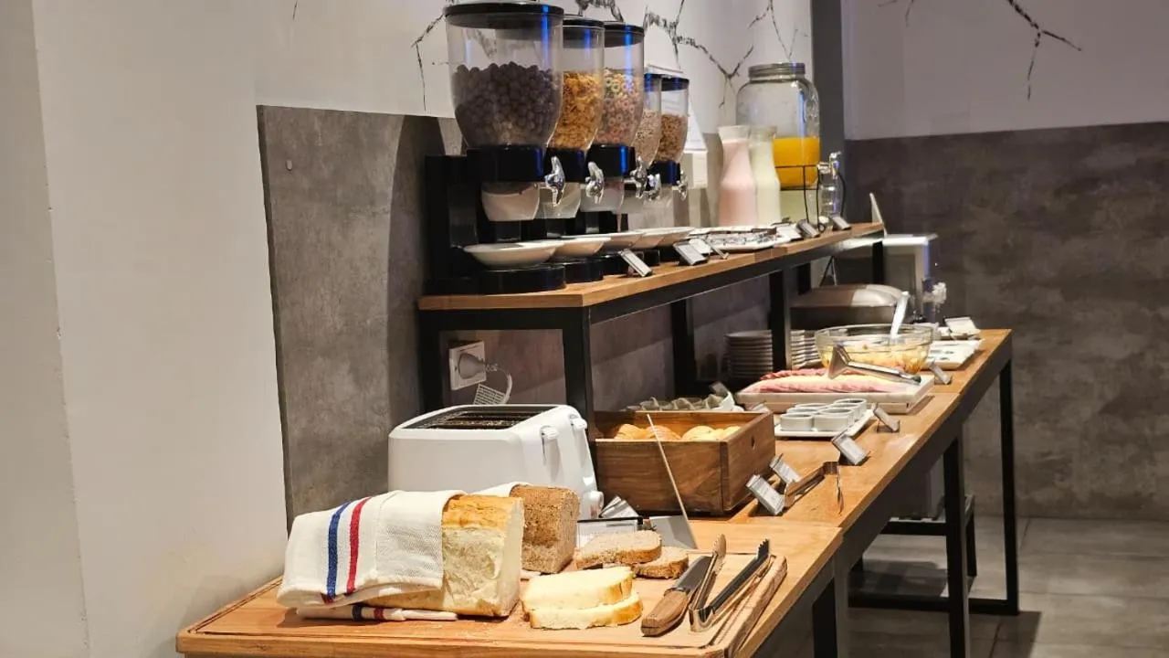 Breakfast in HOTEL CONCEPT BARILOCHE