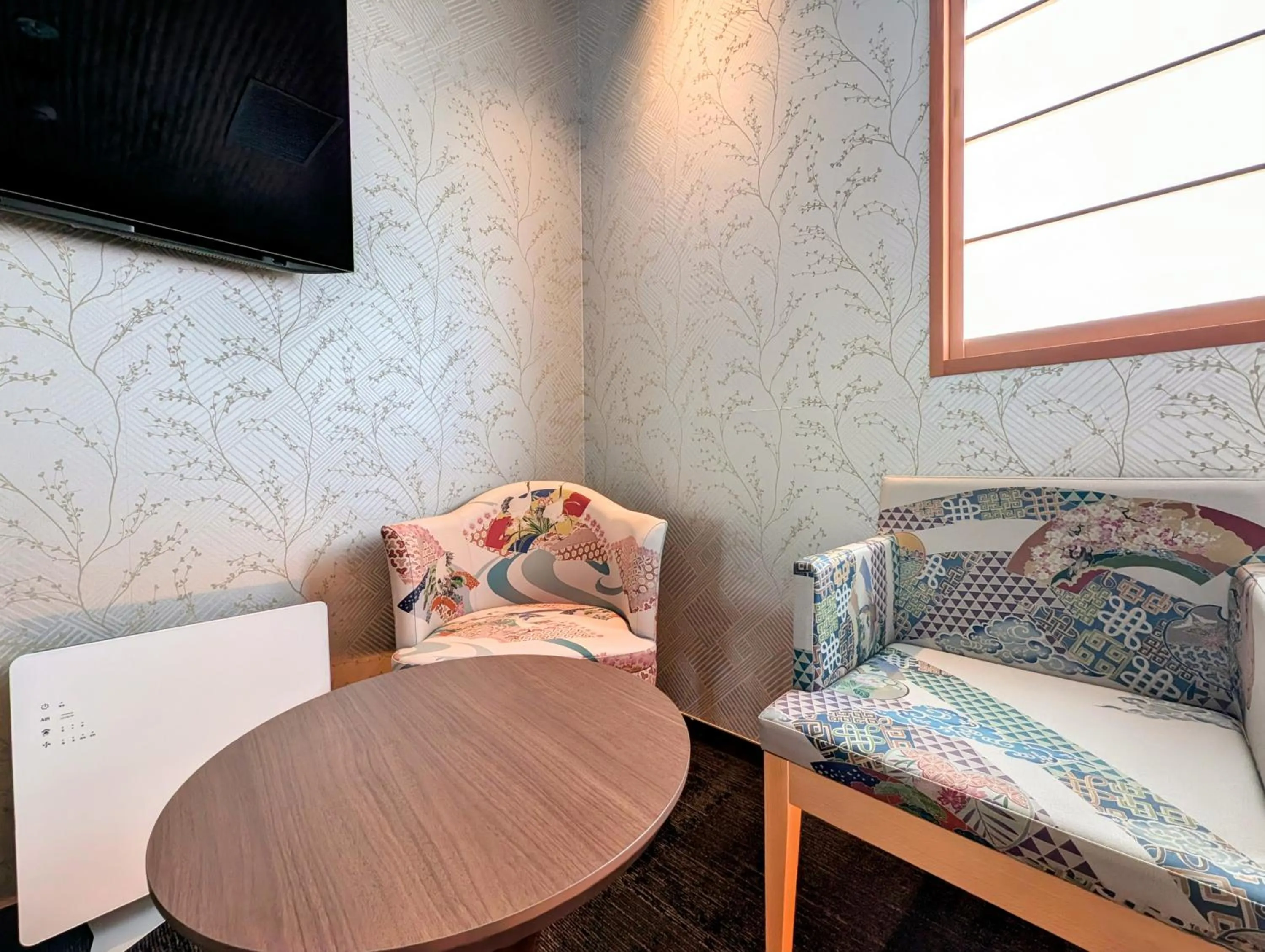 furniture, Bed in ひがし茶屋街らしく金沢 Hotel Rashiku kanazawa