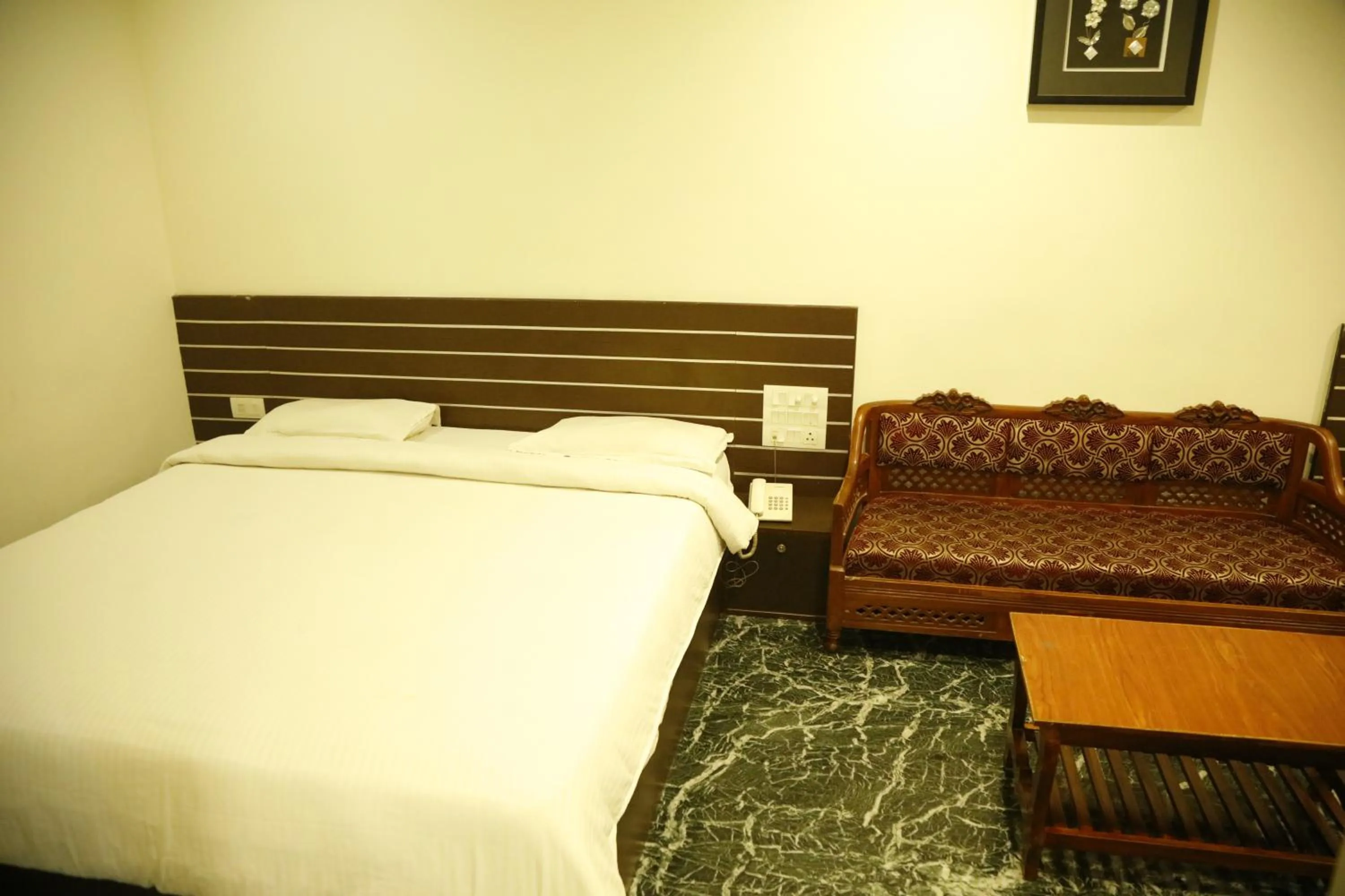 Bedroom in Golden Parrk