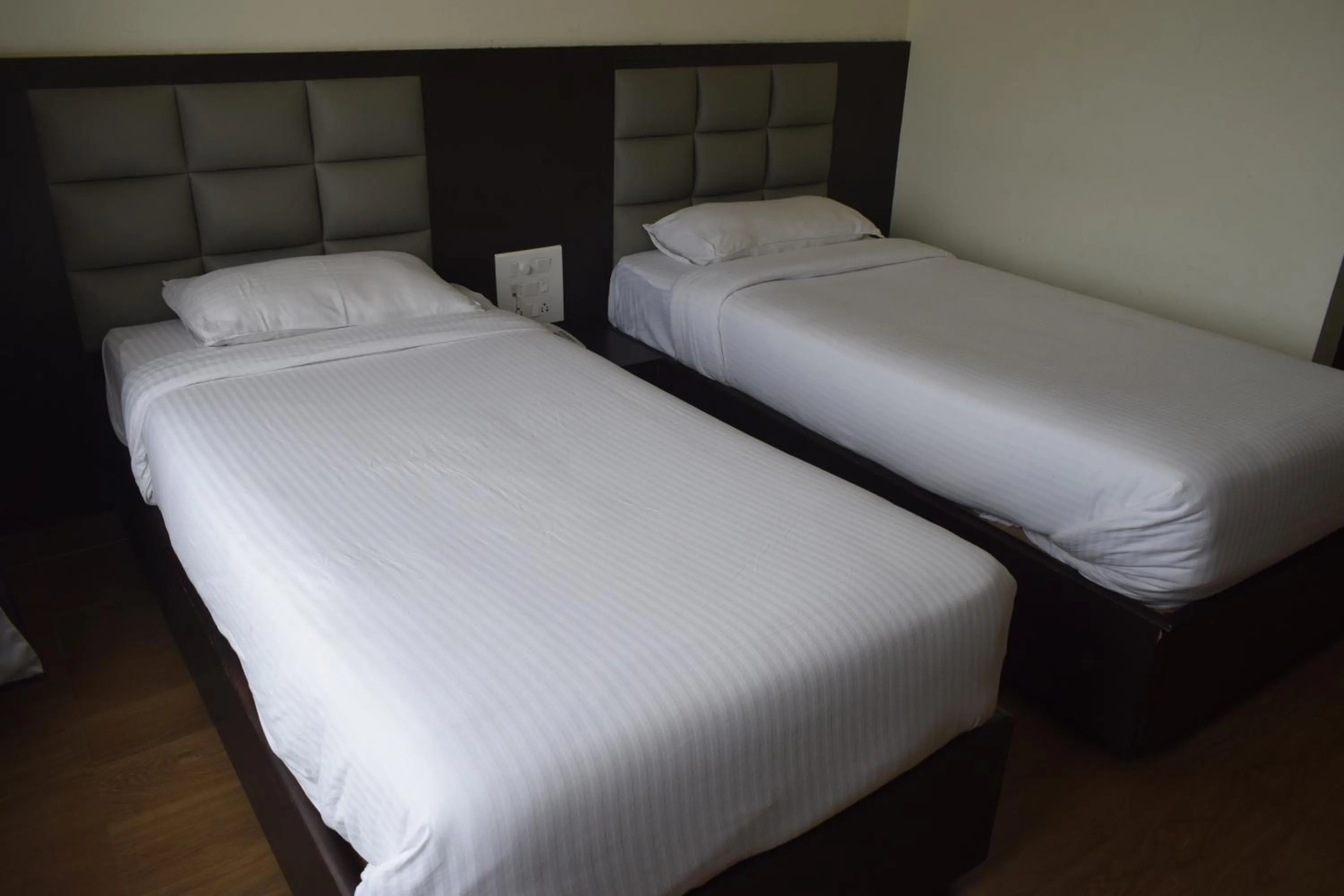 Bedroom in Golden Parrk