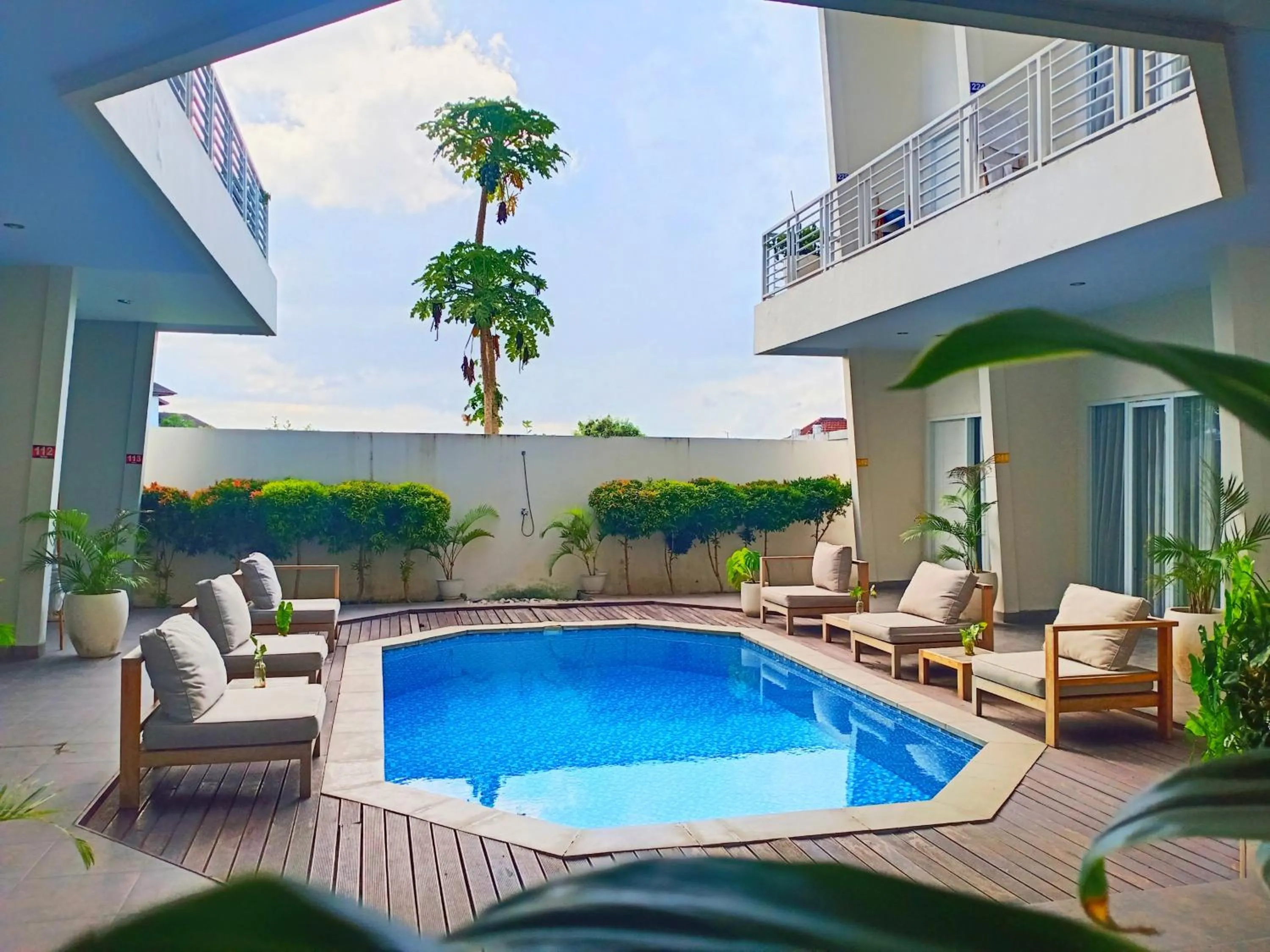 Pool view in Casa Due