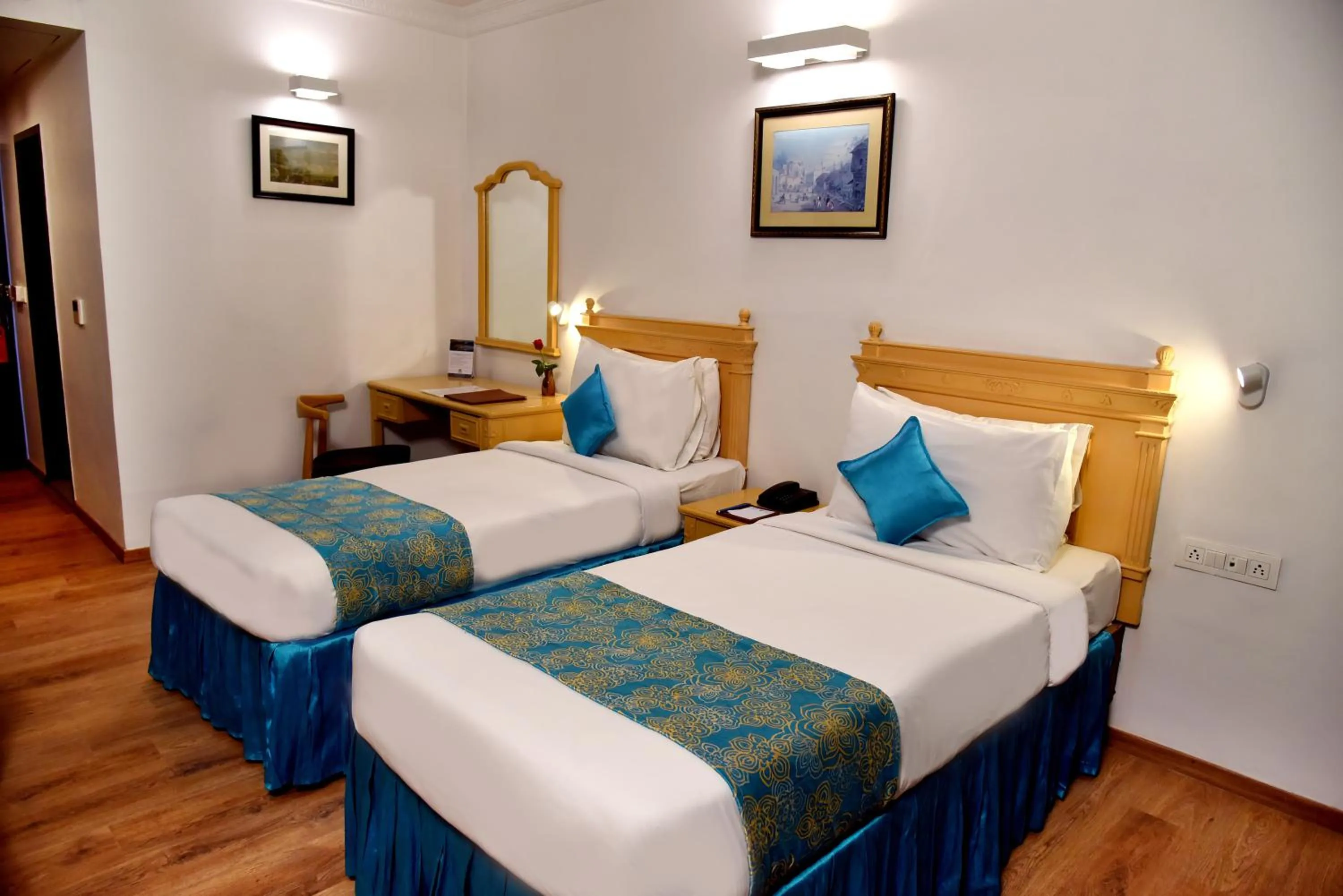 Photo of the whole room, Bed in Golden Parkk Hotel