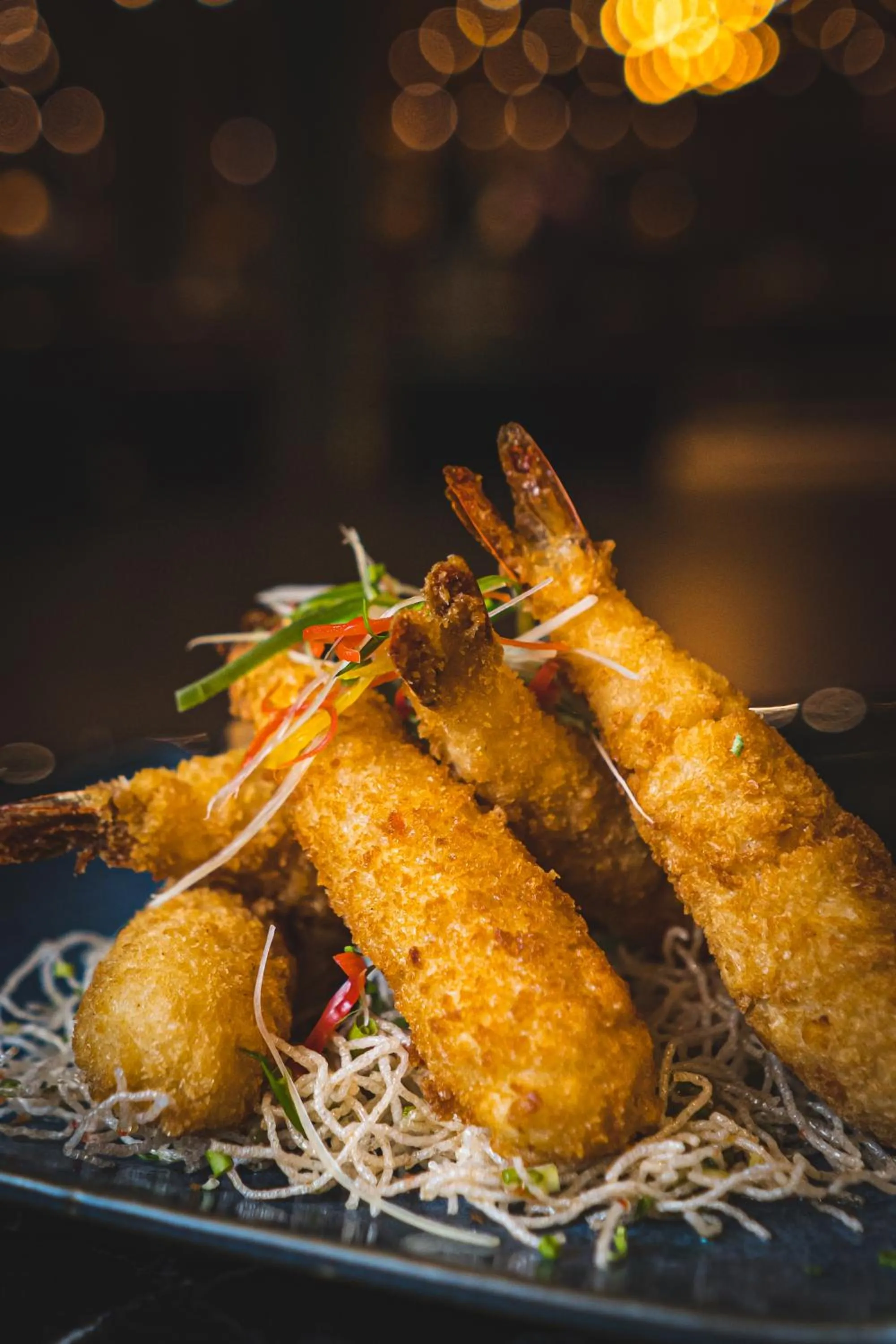 Restaurant/places to eat in Golden Parkk Hotel