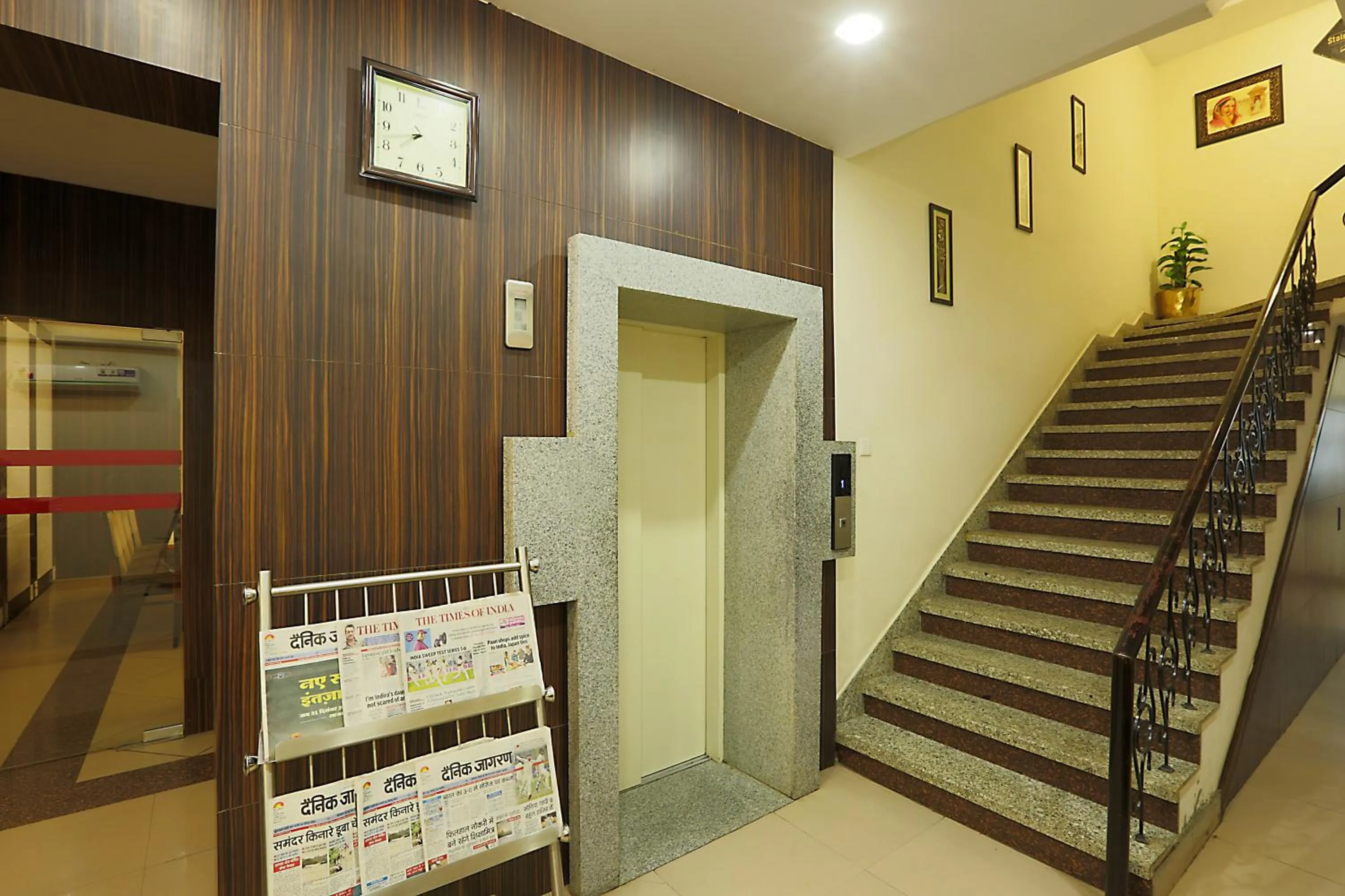 Lobby or reception in Hotel Premiere Villa