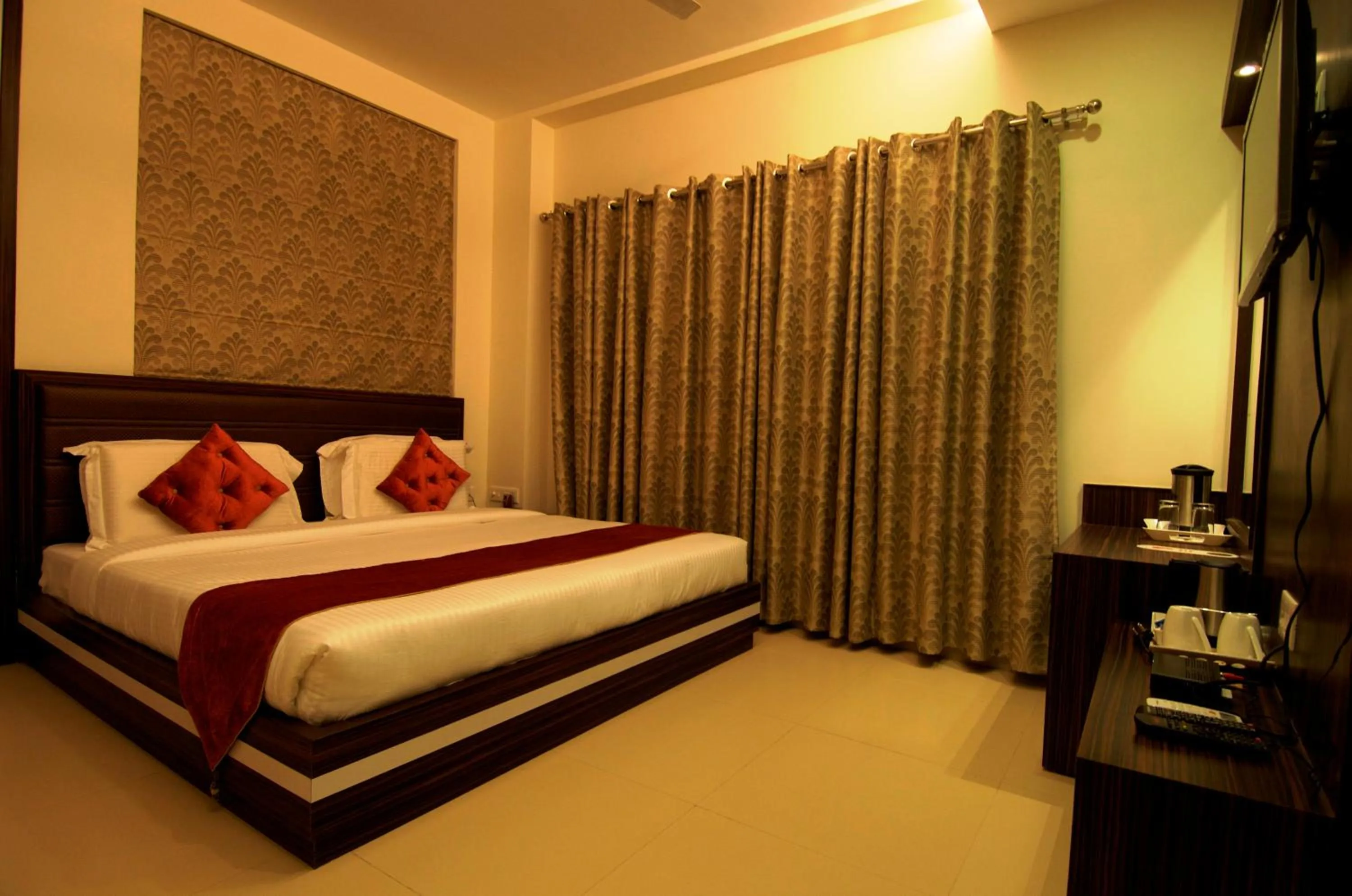 Bed in Hotel Premiere Villa