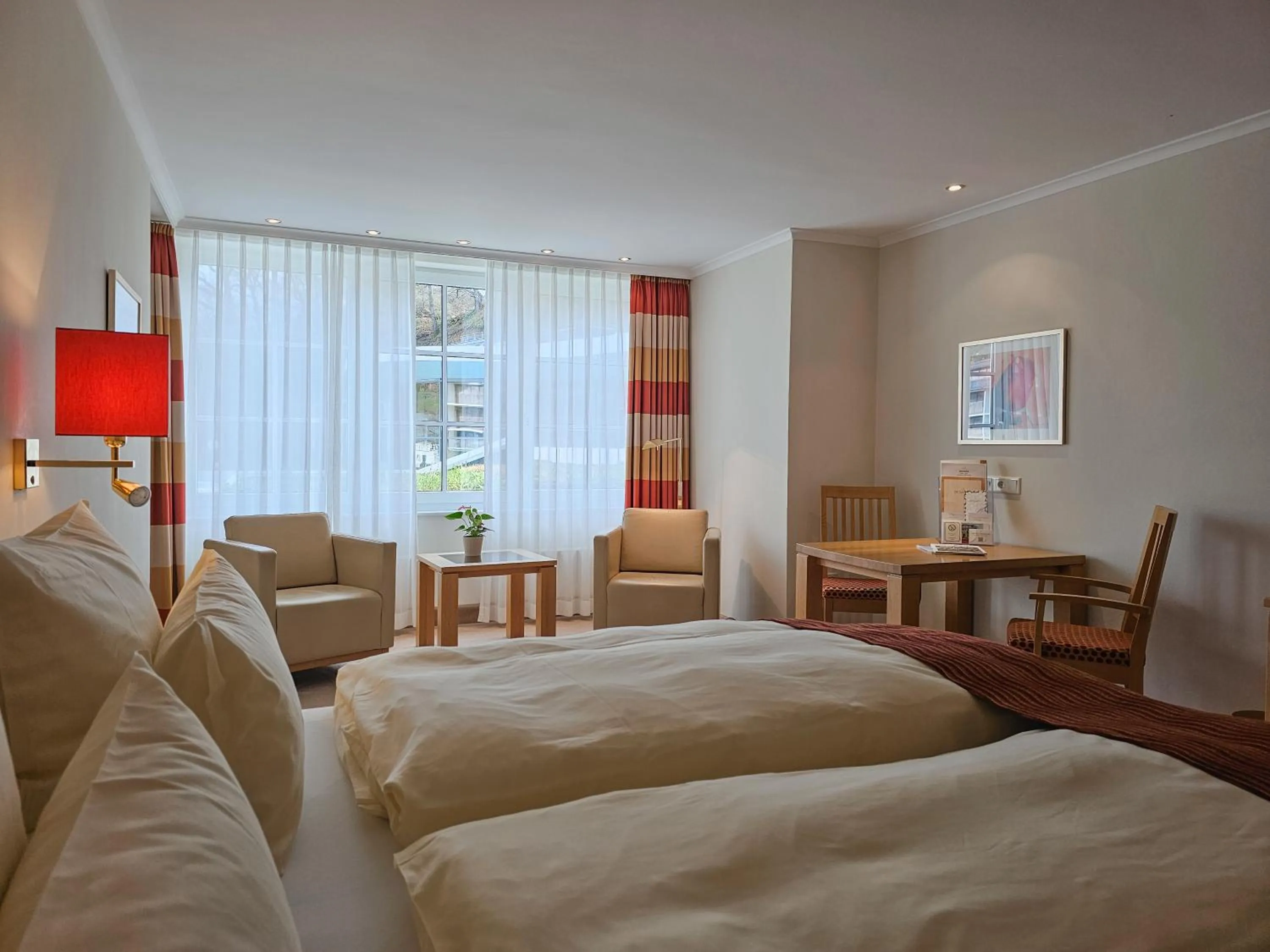 Photo of the whole room, Bed in Hotel Deimann