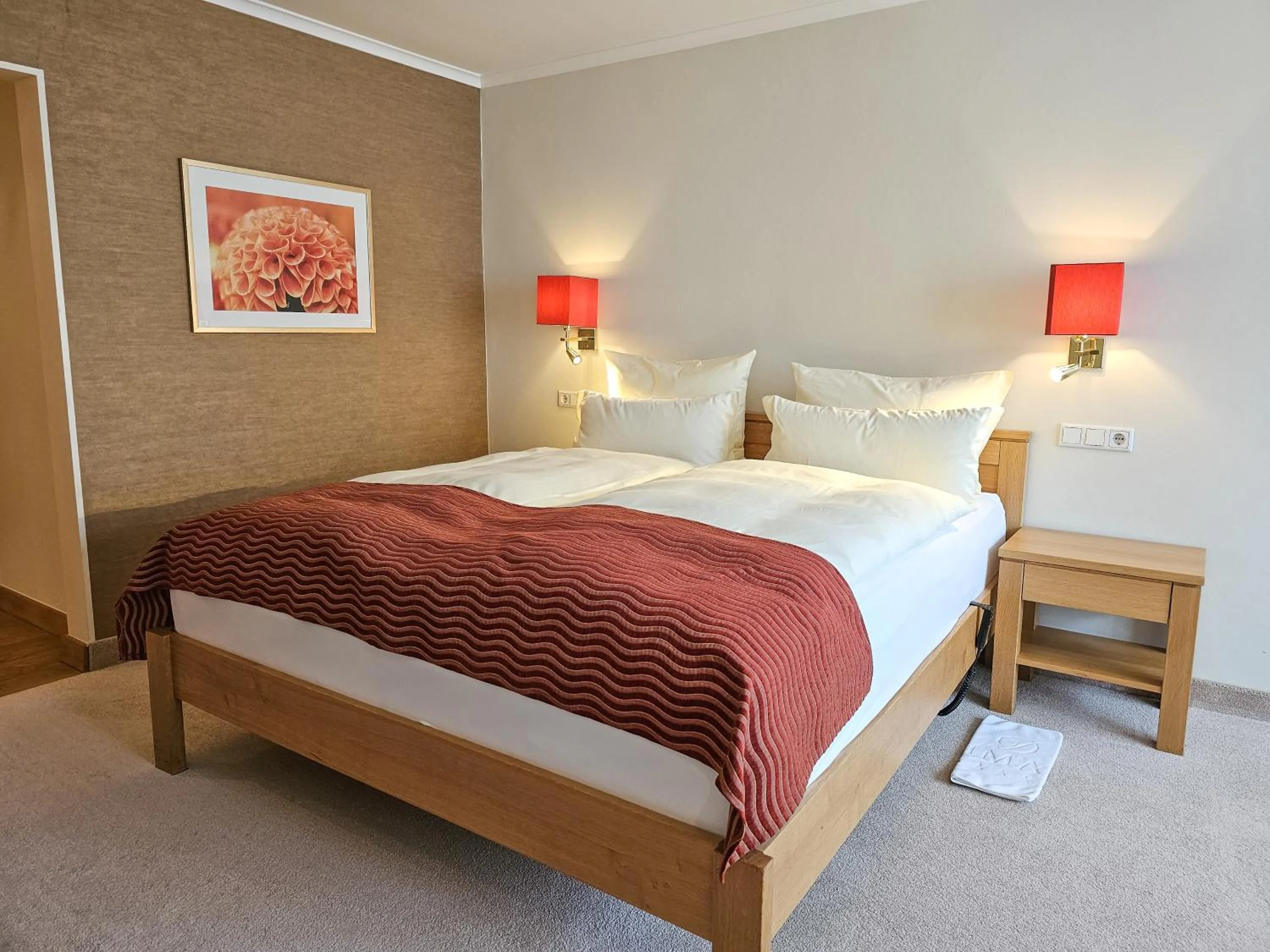 Photo of the whole room, Bed in Hotel Deimann