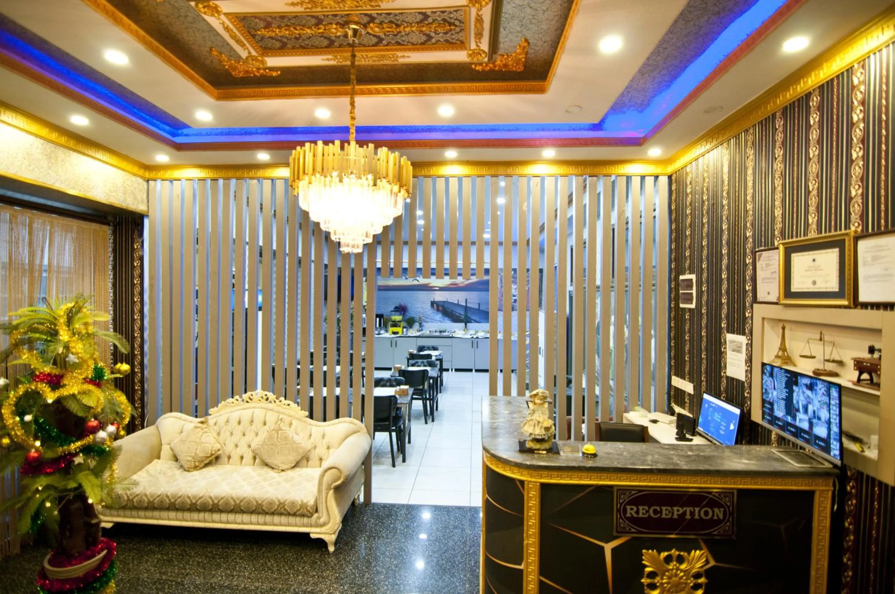 Lobby or reception, Bed in Golden Horn Park Hotel