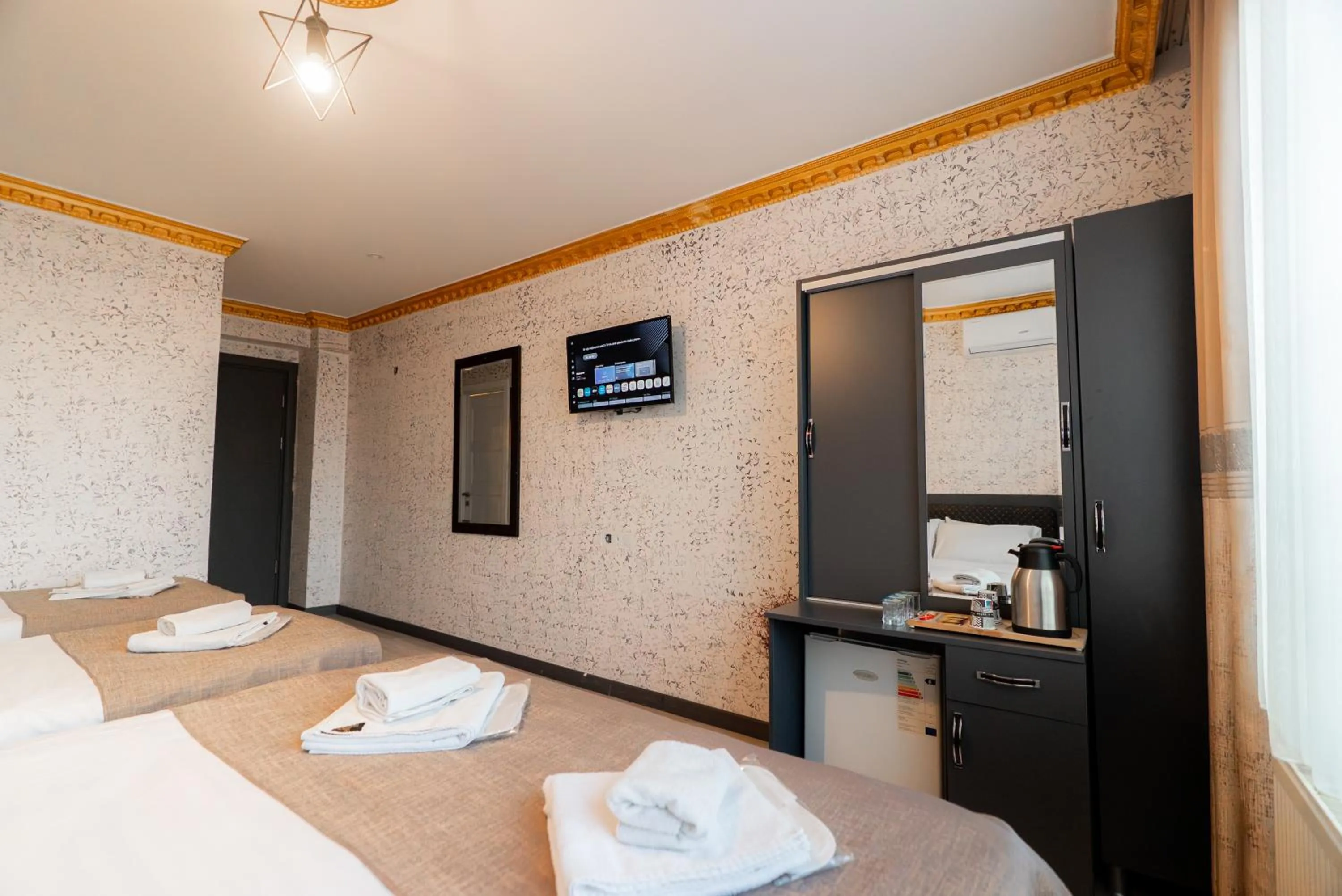 Bed in Golden Horn Park Hotel