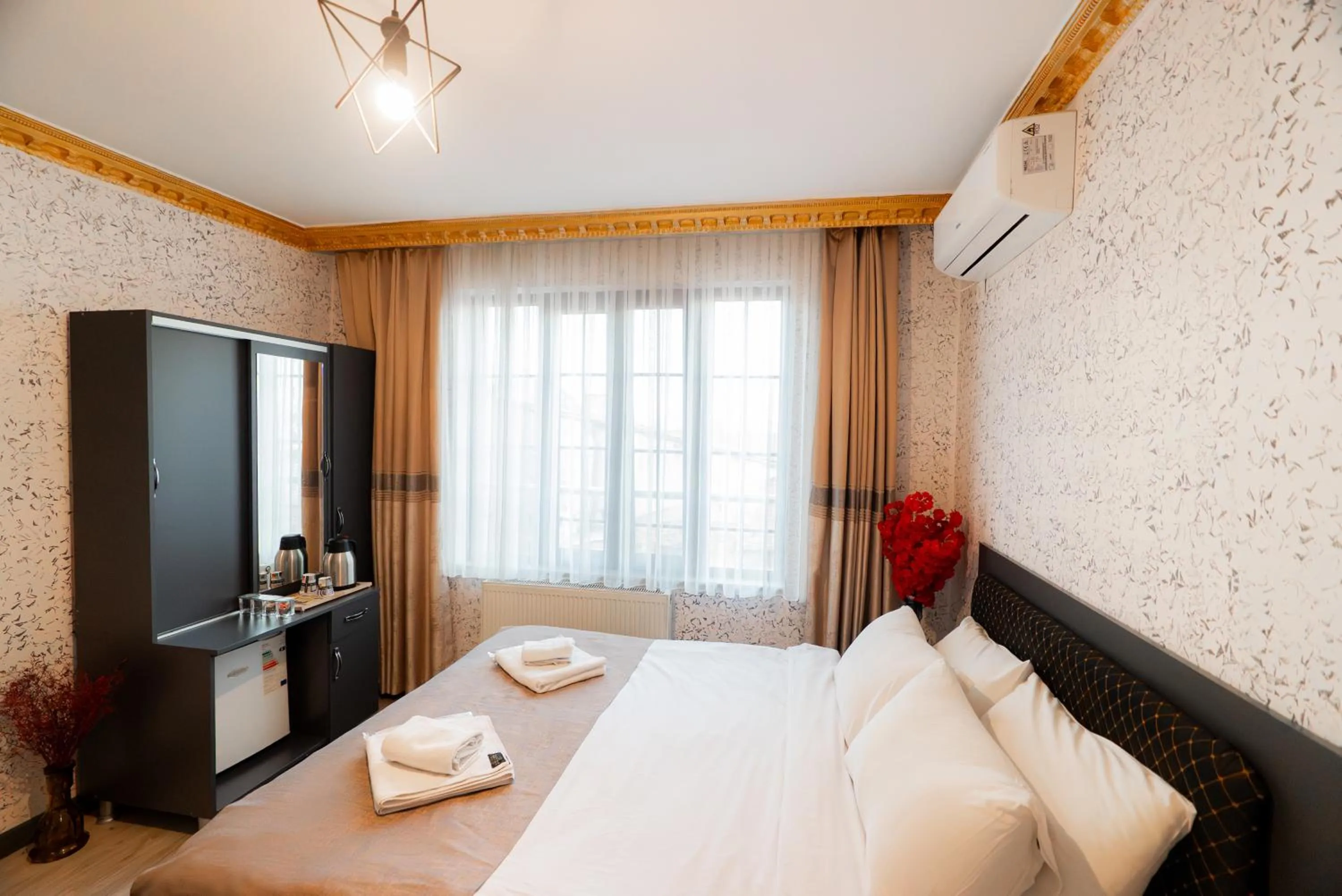 Bed in Golden Horn Park Hotel