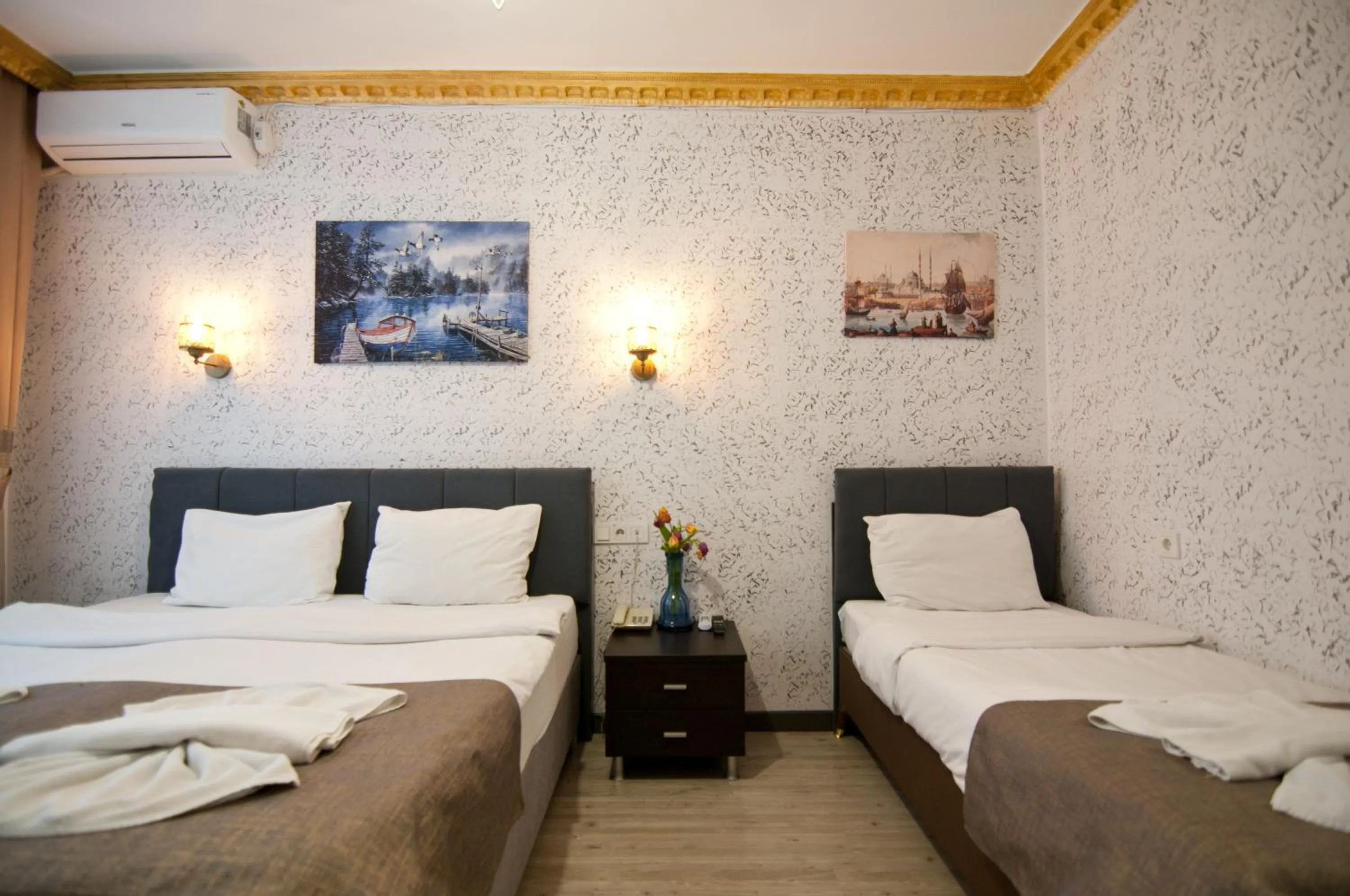 Bed in Golden Horn Park Hotel