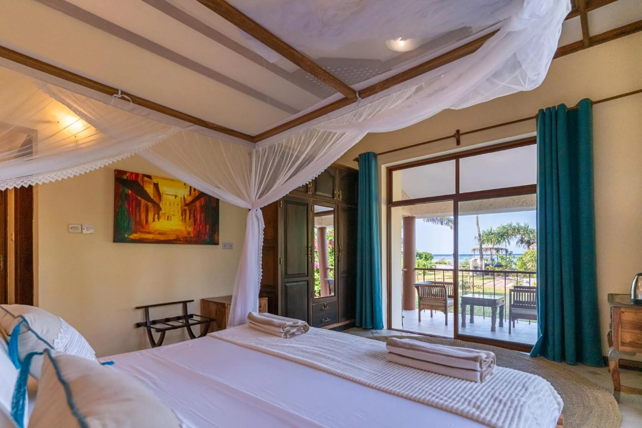 Bed in Marafiki Beach Hotel & SPA