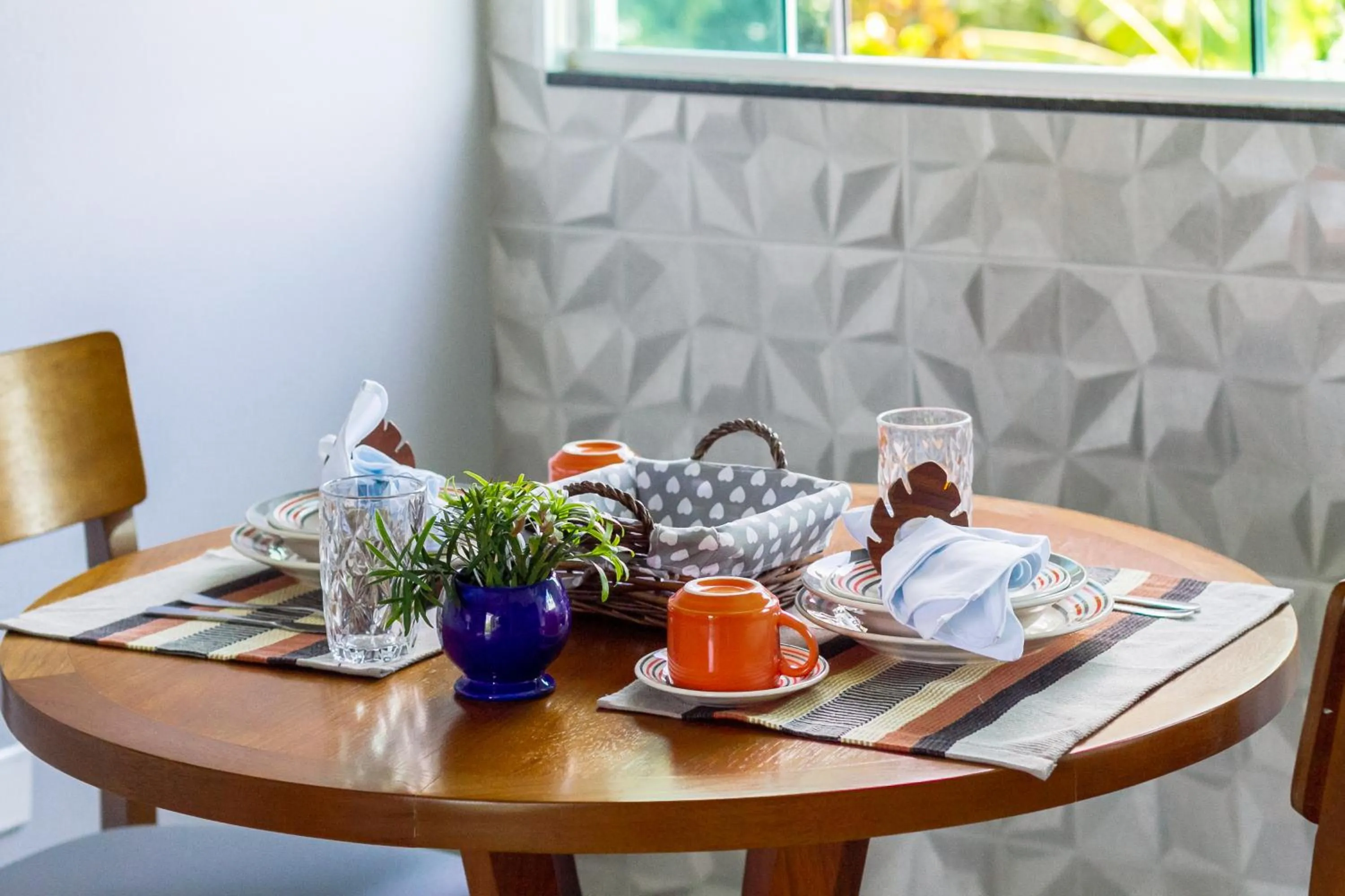 Dining area in Calamar Flats Paraty