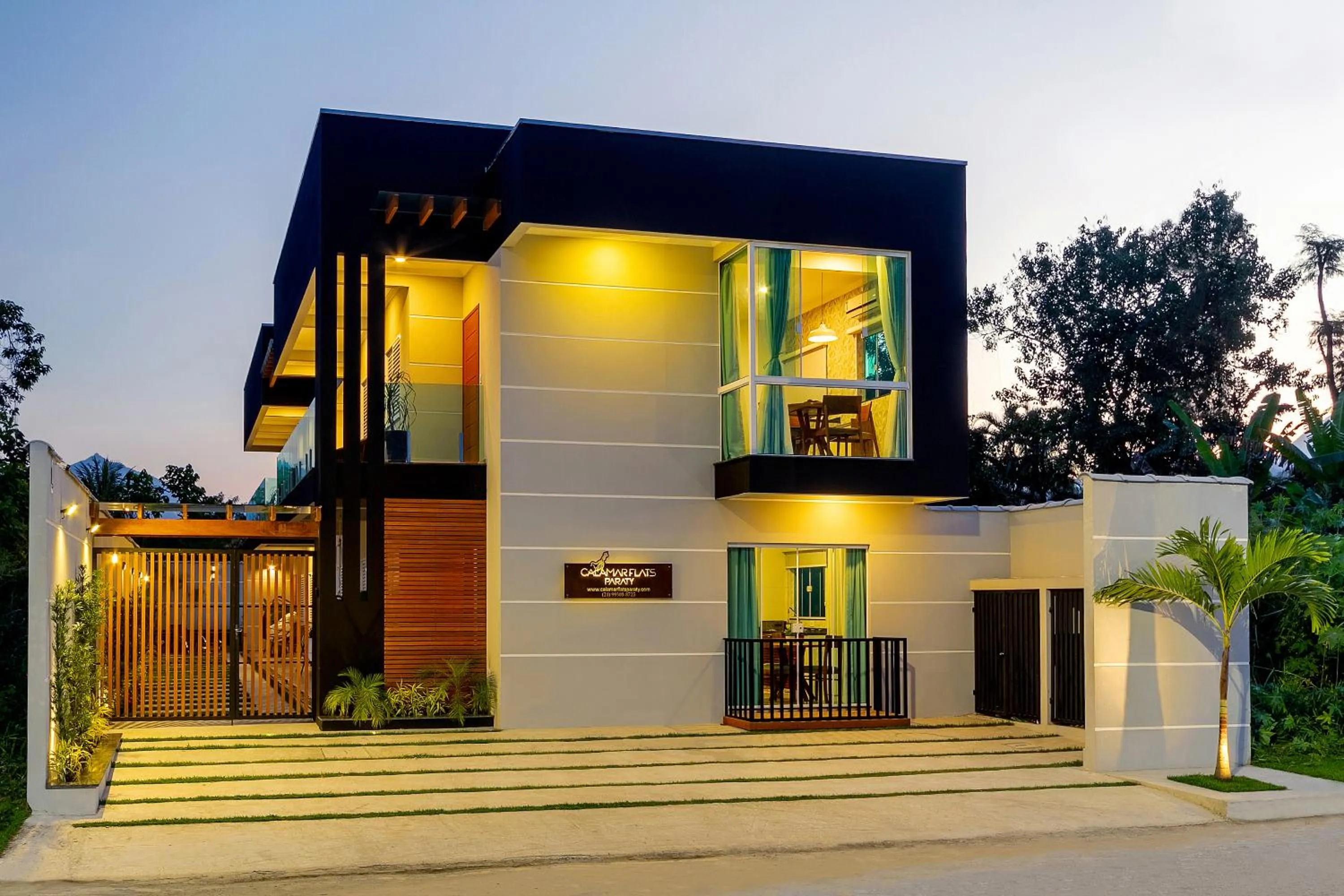 Property building in Calamar Flats Paraty