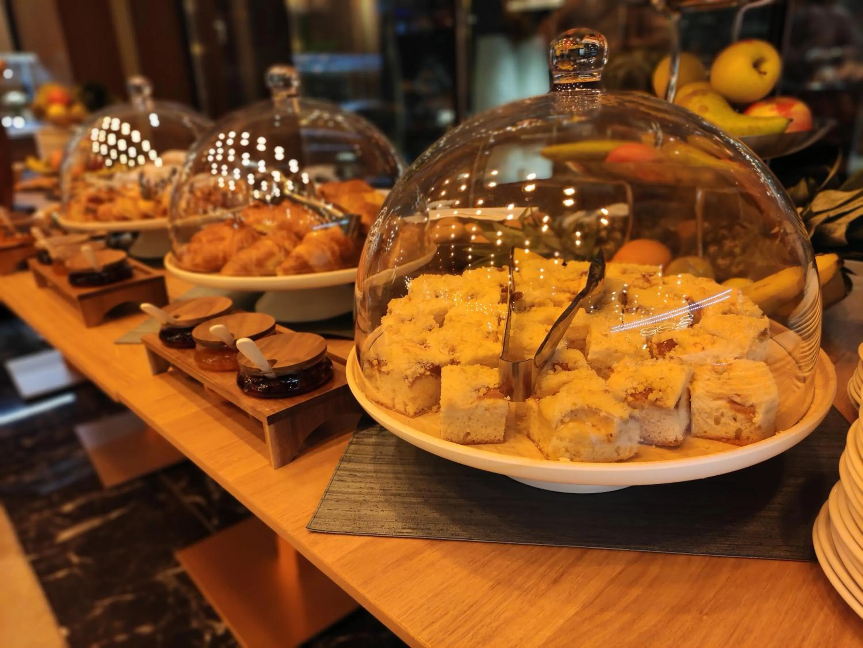 Restaurant/places to eat in Hotel Kristal Focsani