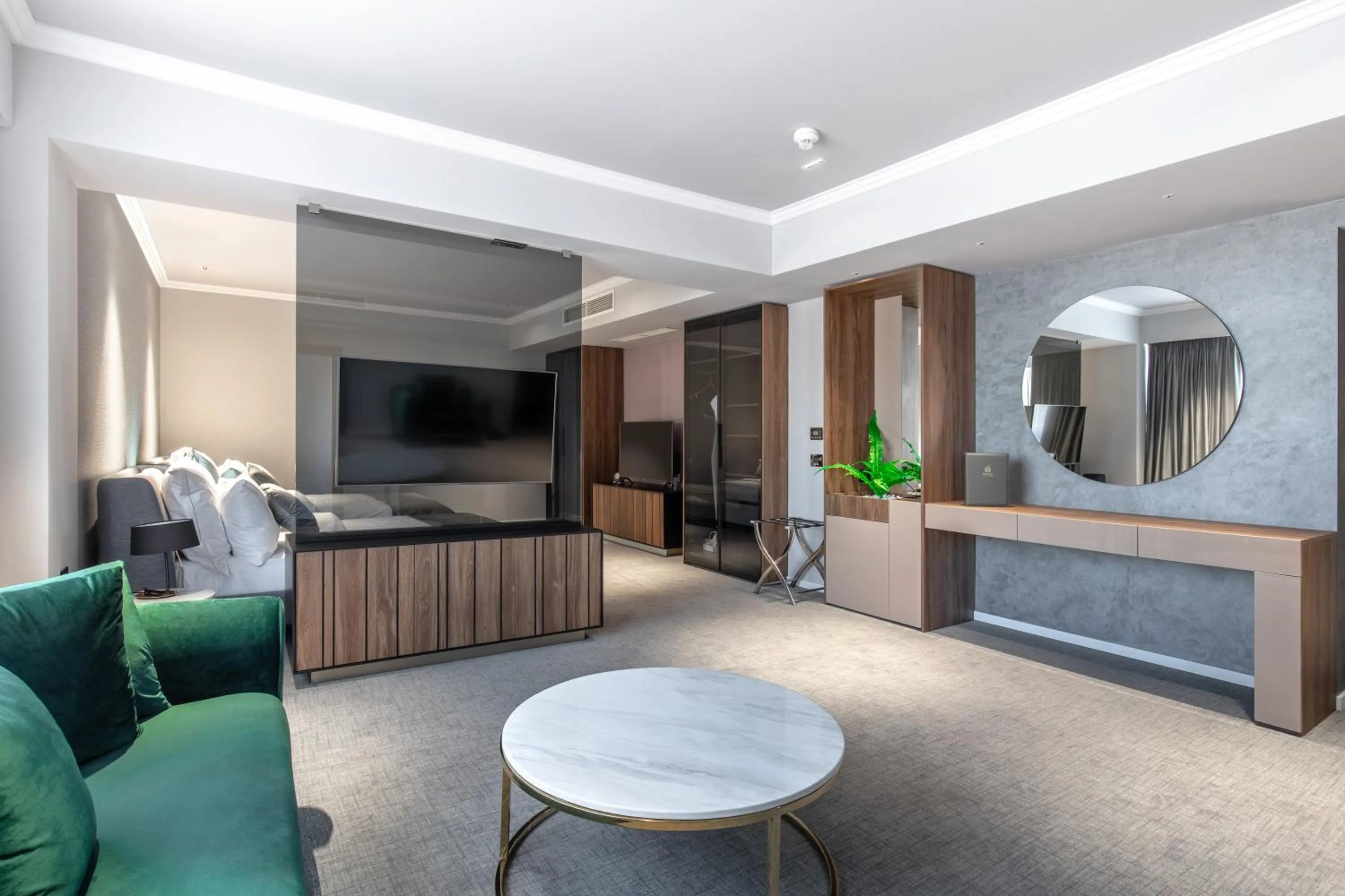 TV and multimedia in Hotel Kristal Focsani