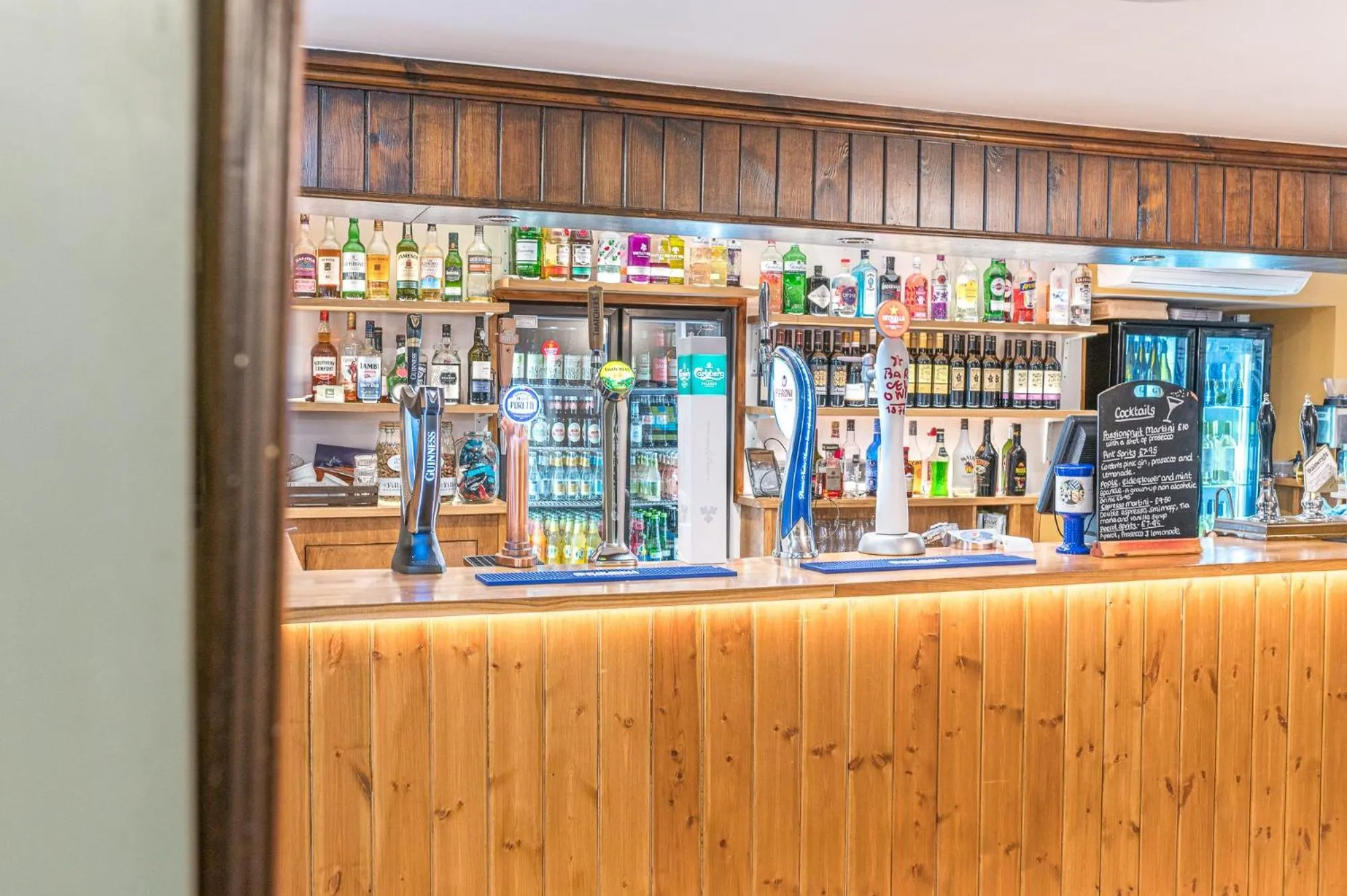 Lounge or bar in The Pheasant Inn