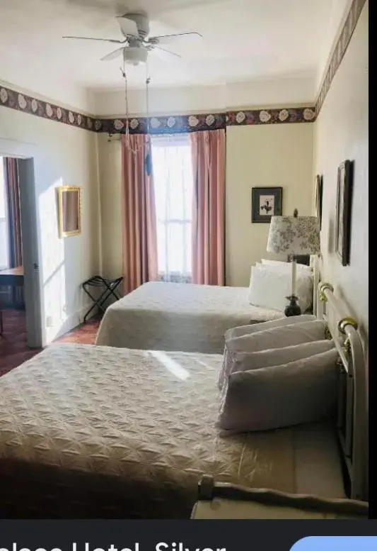 Standard Suite in Historic Palace Hotel Standard Suite in Historic Palace Hotel