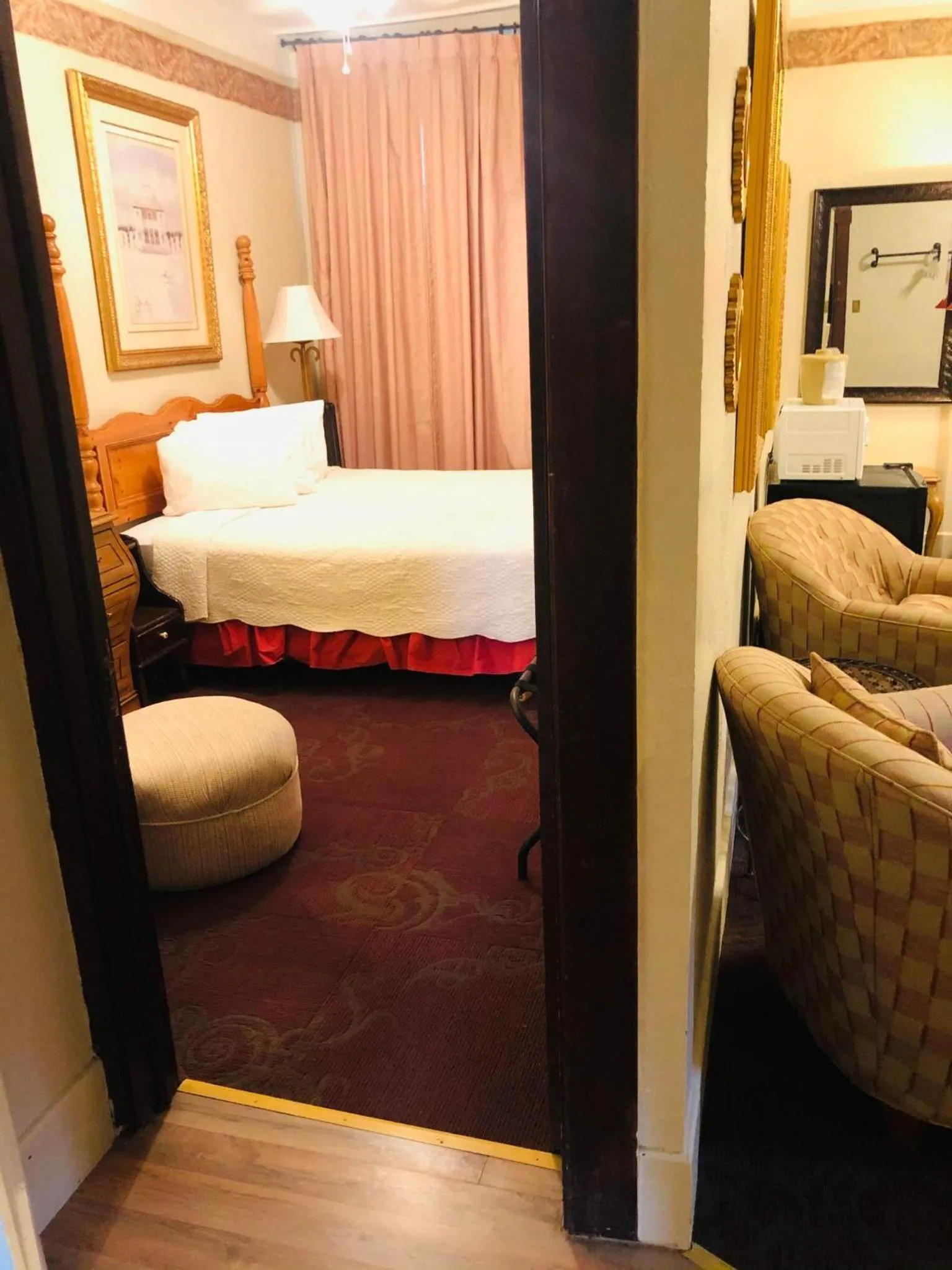 Bedroom, Bed in Historic Palace Hotel