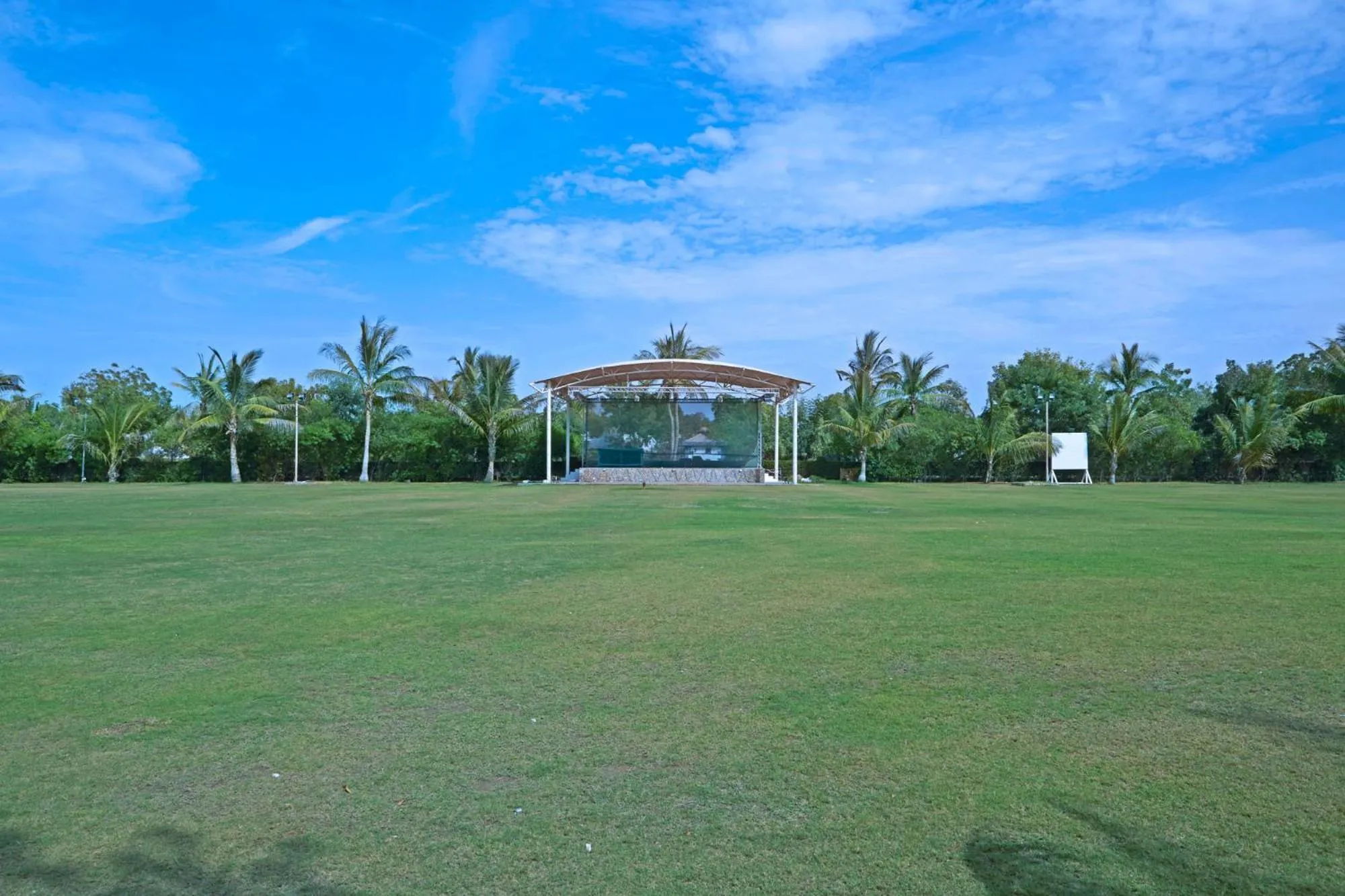 Golfcourse, Property Building in Al Nahda Resort & Spa