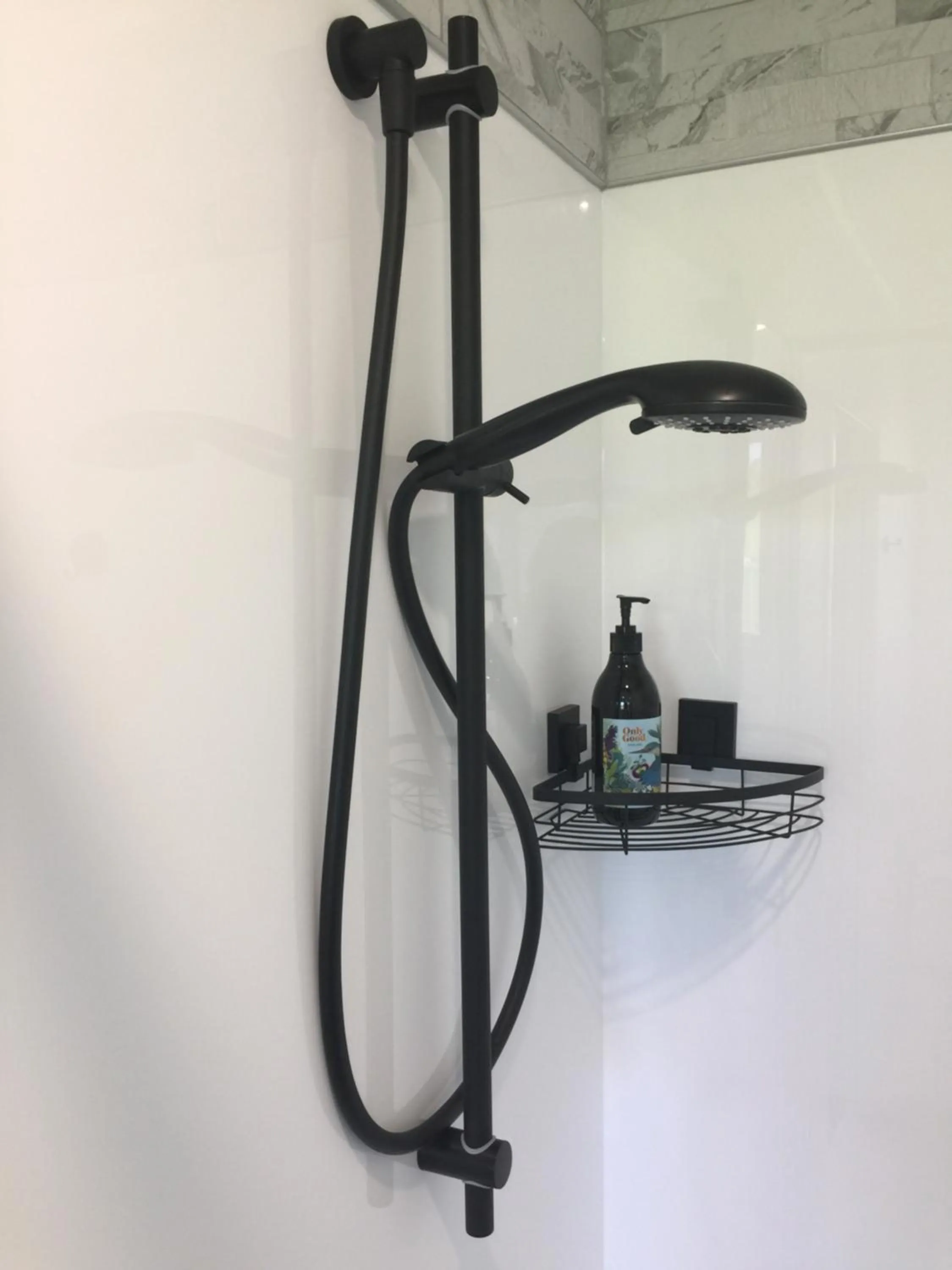 Shower in Veld View Bed and Breakfast