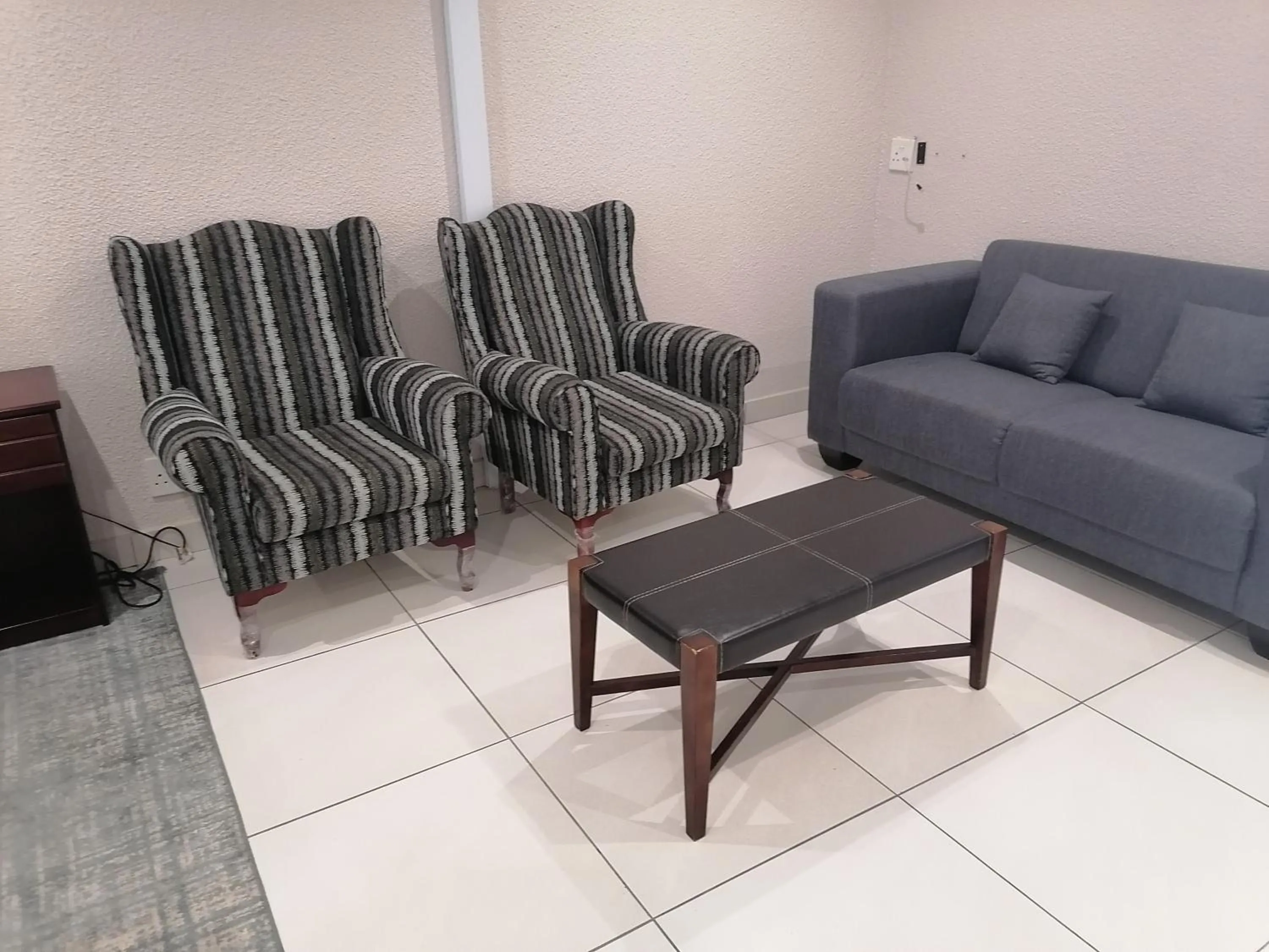 Living room in Margate Beach Lodge