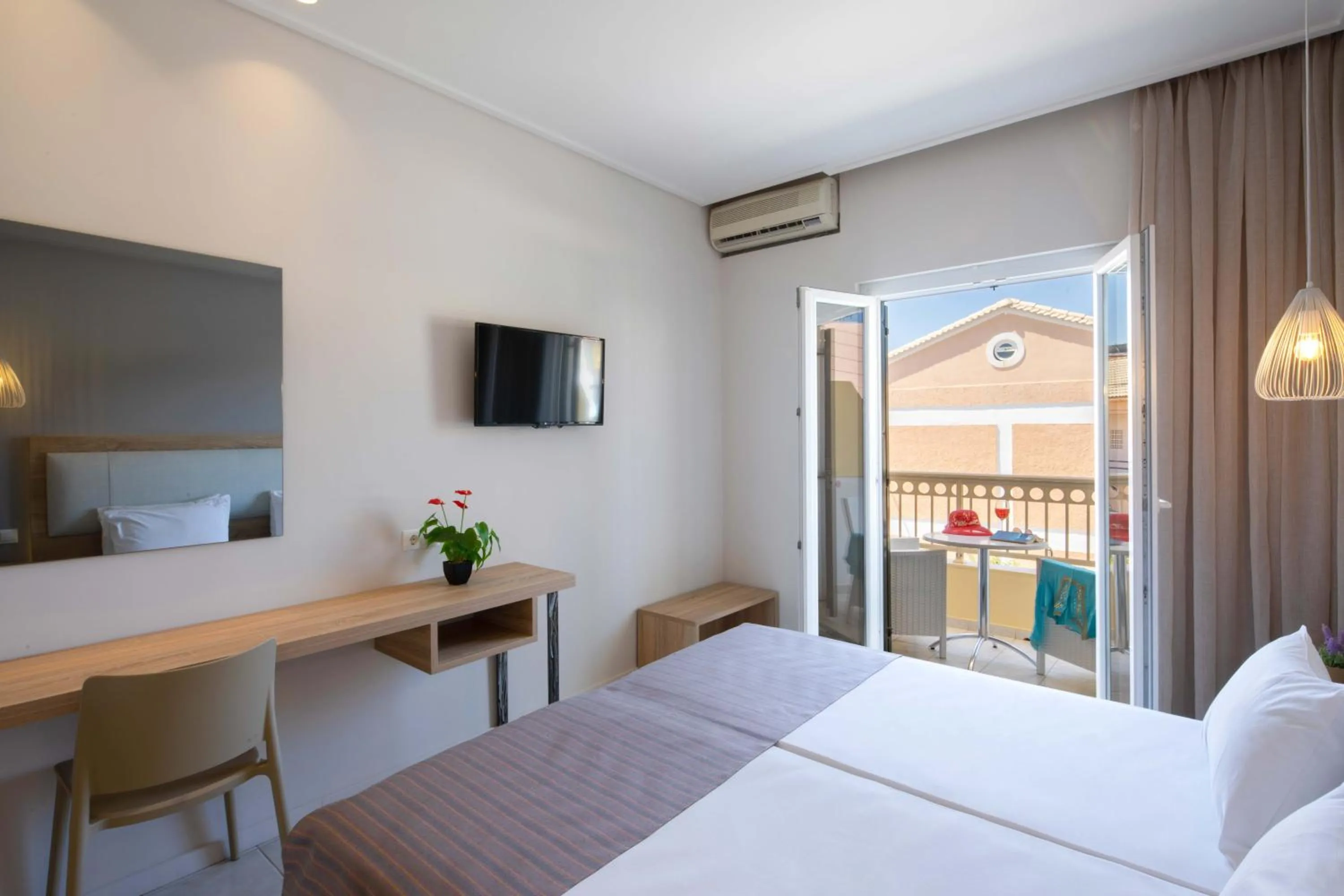 Photo of the whole room, Bed in Hotel Rossis