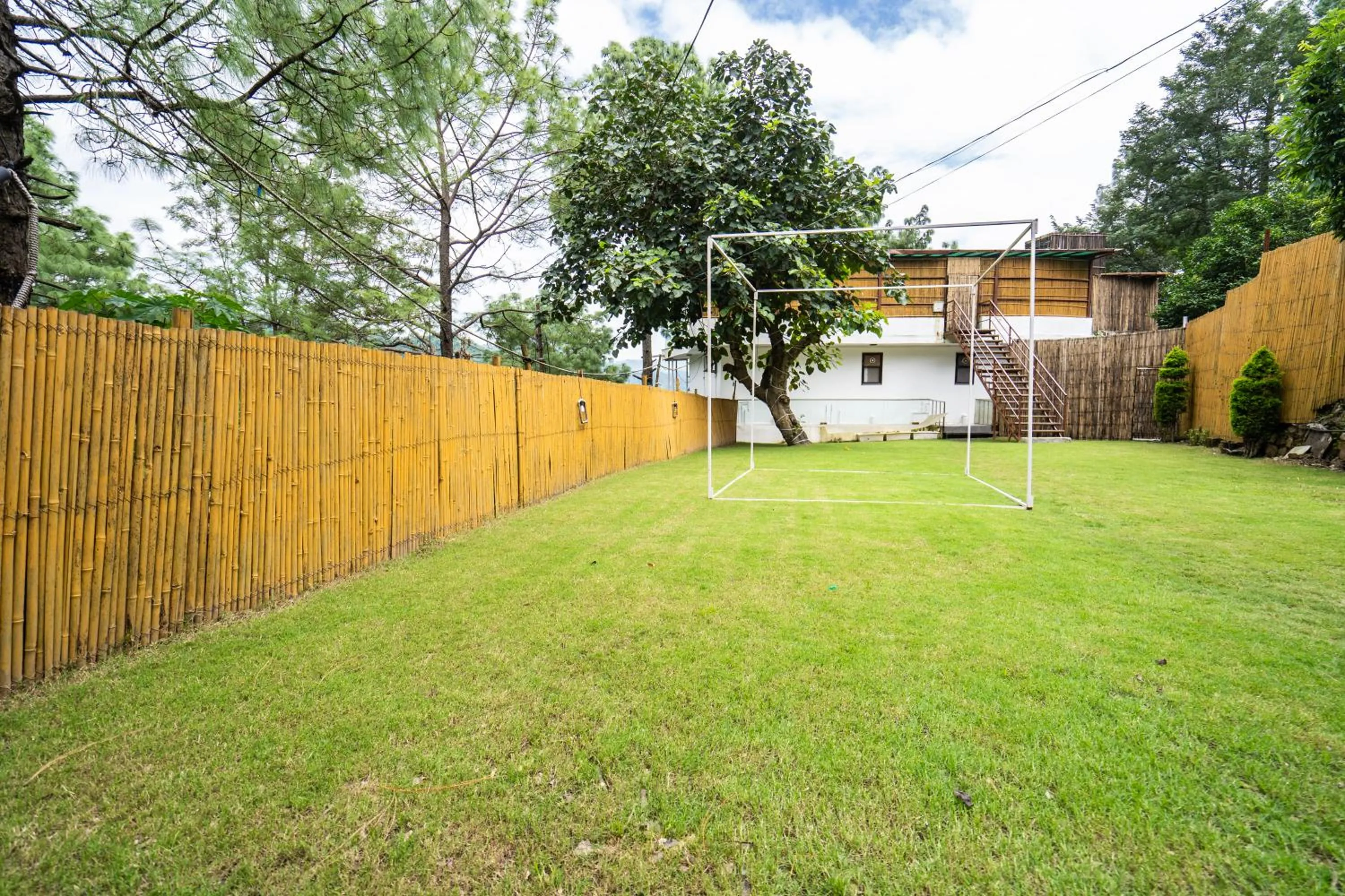 Garden in The Golden Sunrise Hotel