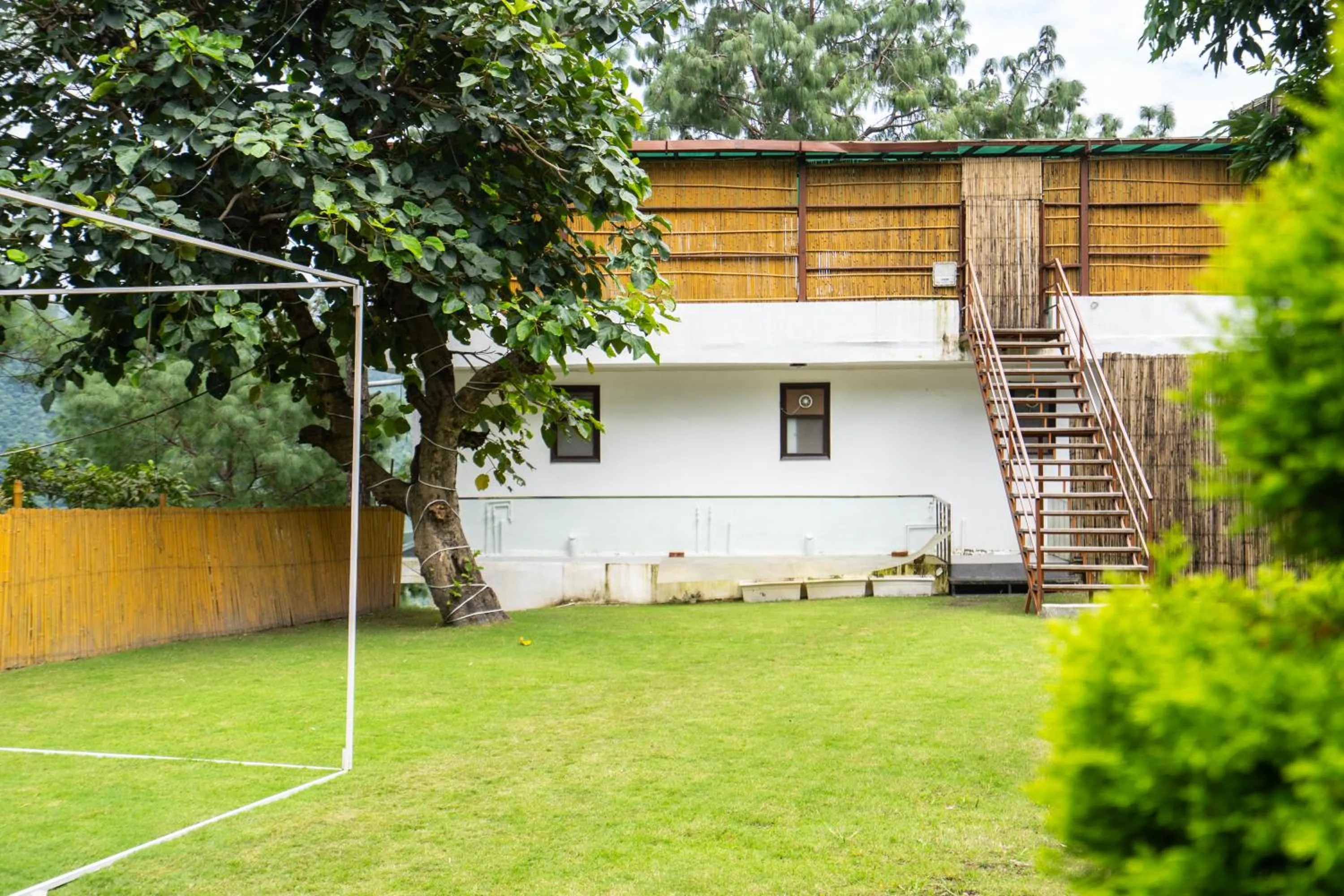 Garden in The Golden Sunrise Hotel